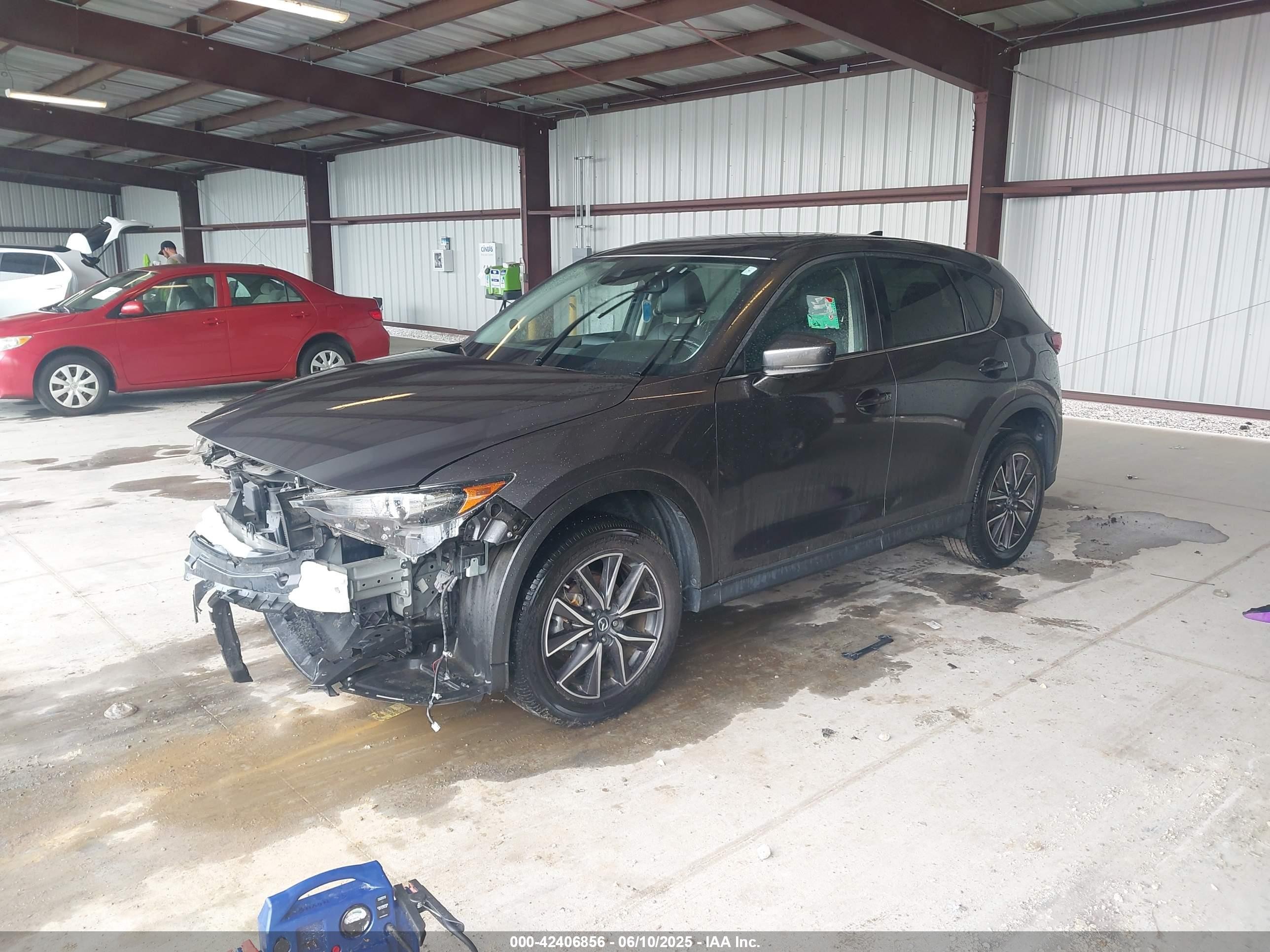 2018 Mazda Cx-5 Touring Серый vin: JM3KFACM1J1461495