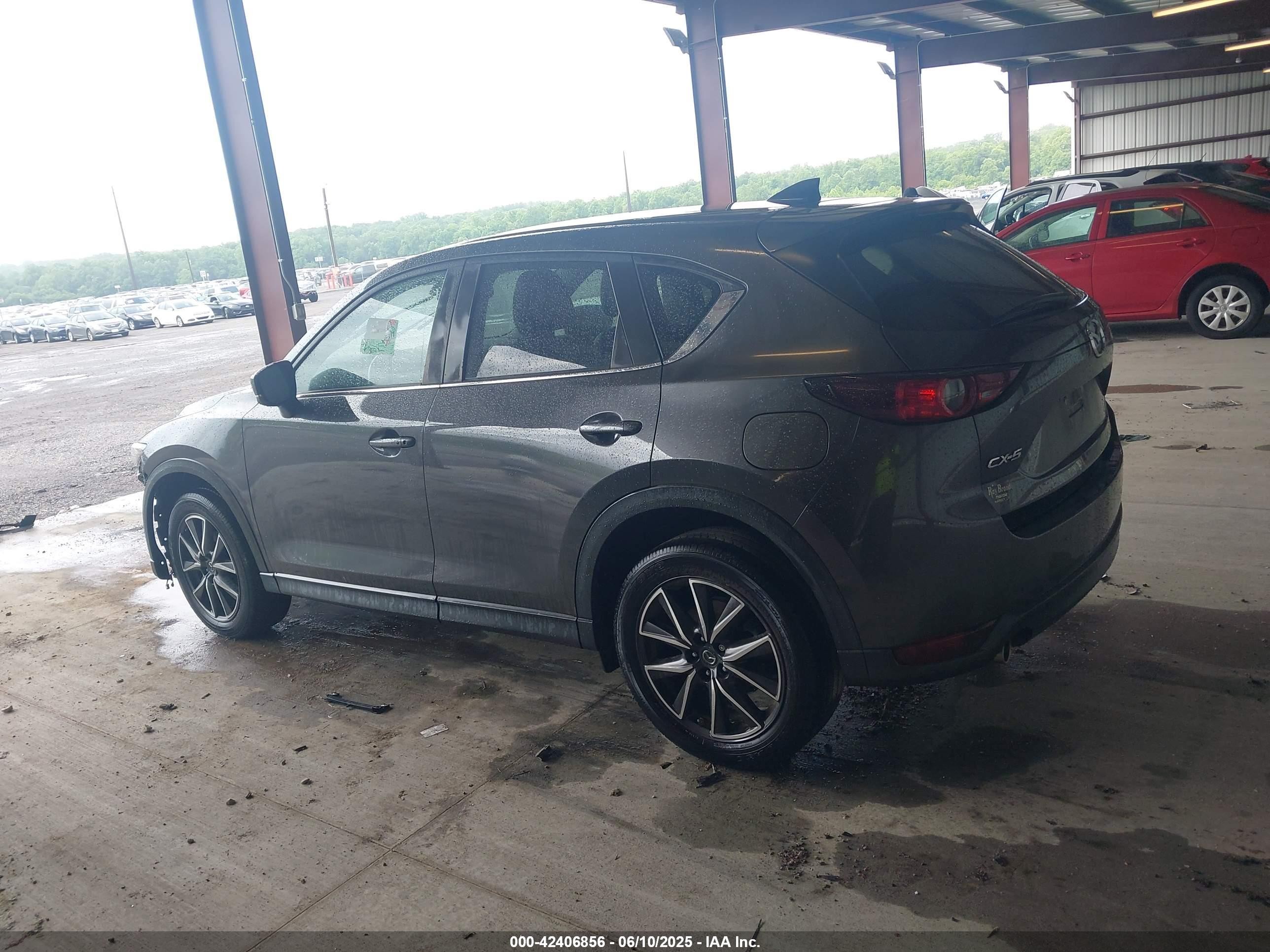 2018 Mazda Cx-5 Touring Серый vin: JM3KFACM1J1461495