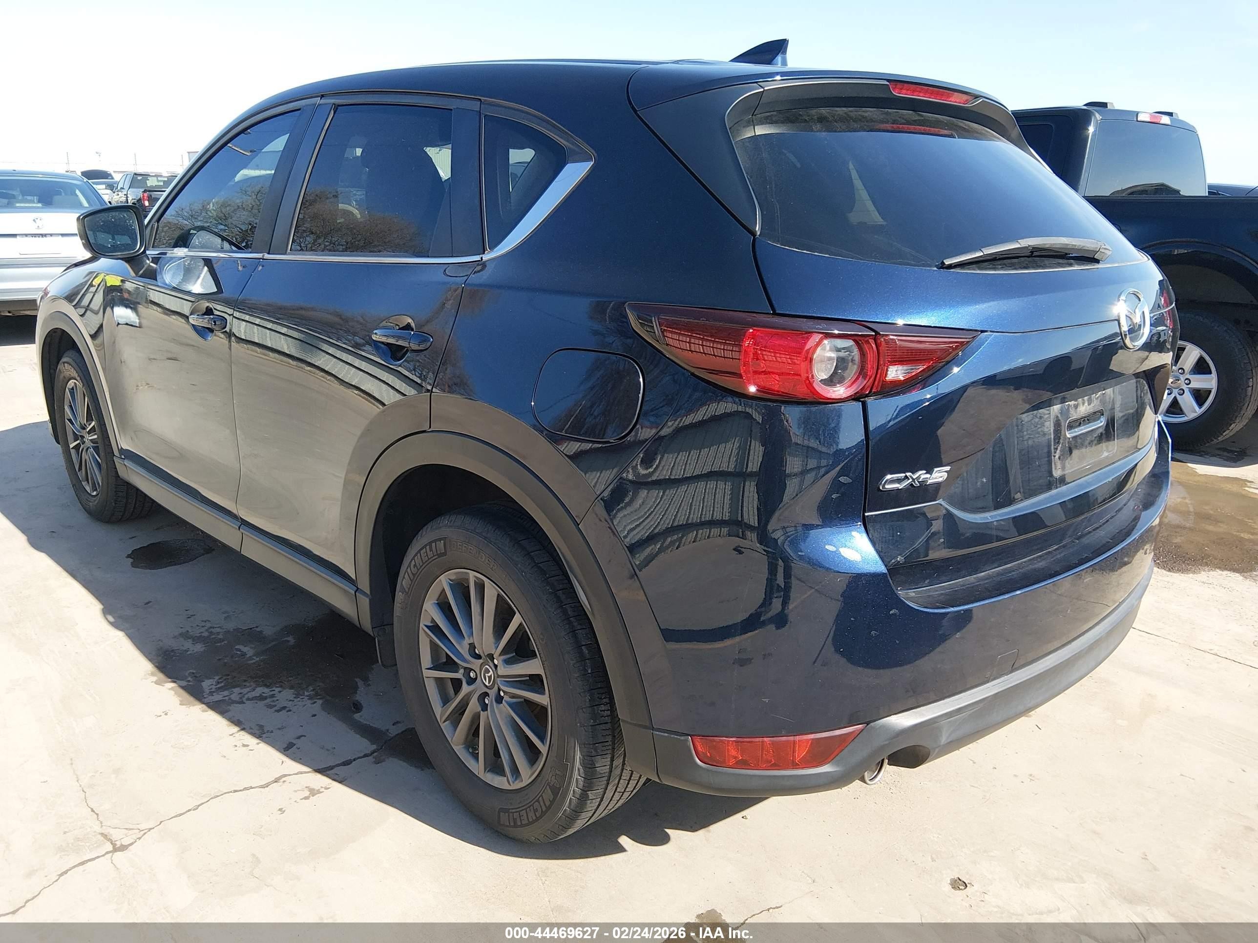 2019 Mazda Cx-5 Touring Dark Blue vin: JM3KFACM2K1537646