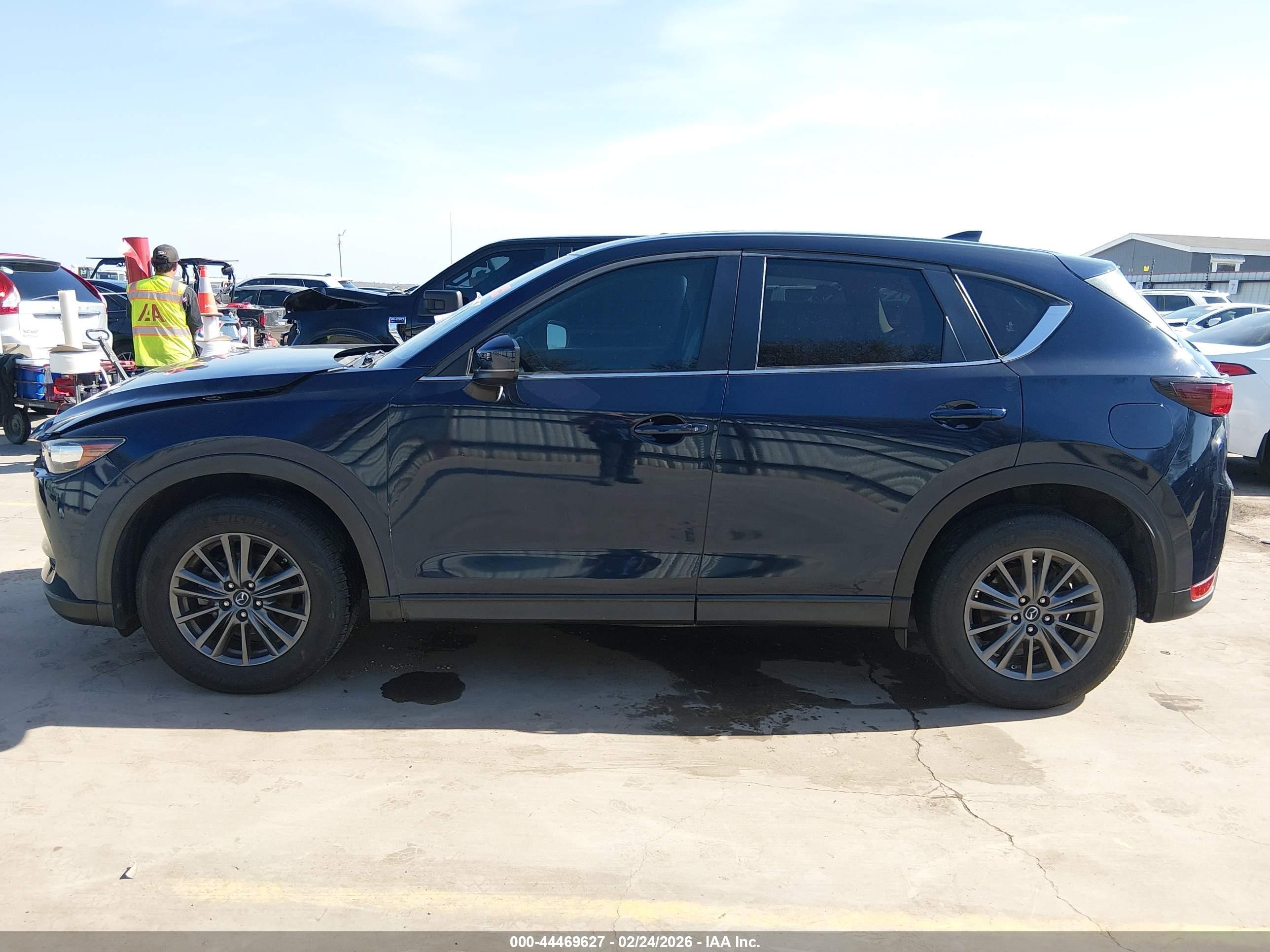 2019 Mazda Cx-5 Touring Dark Blue vin: JM3KFACM2K1537646