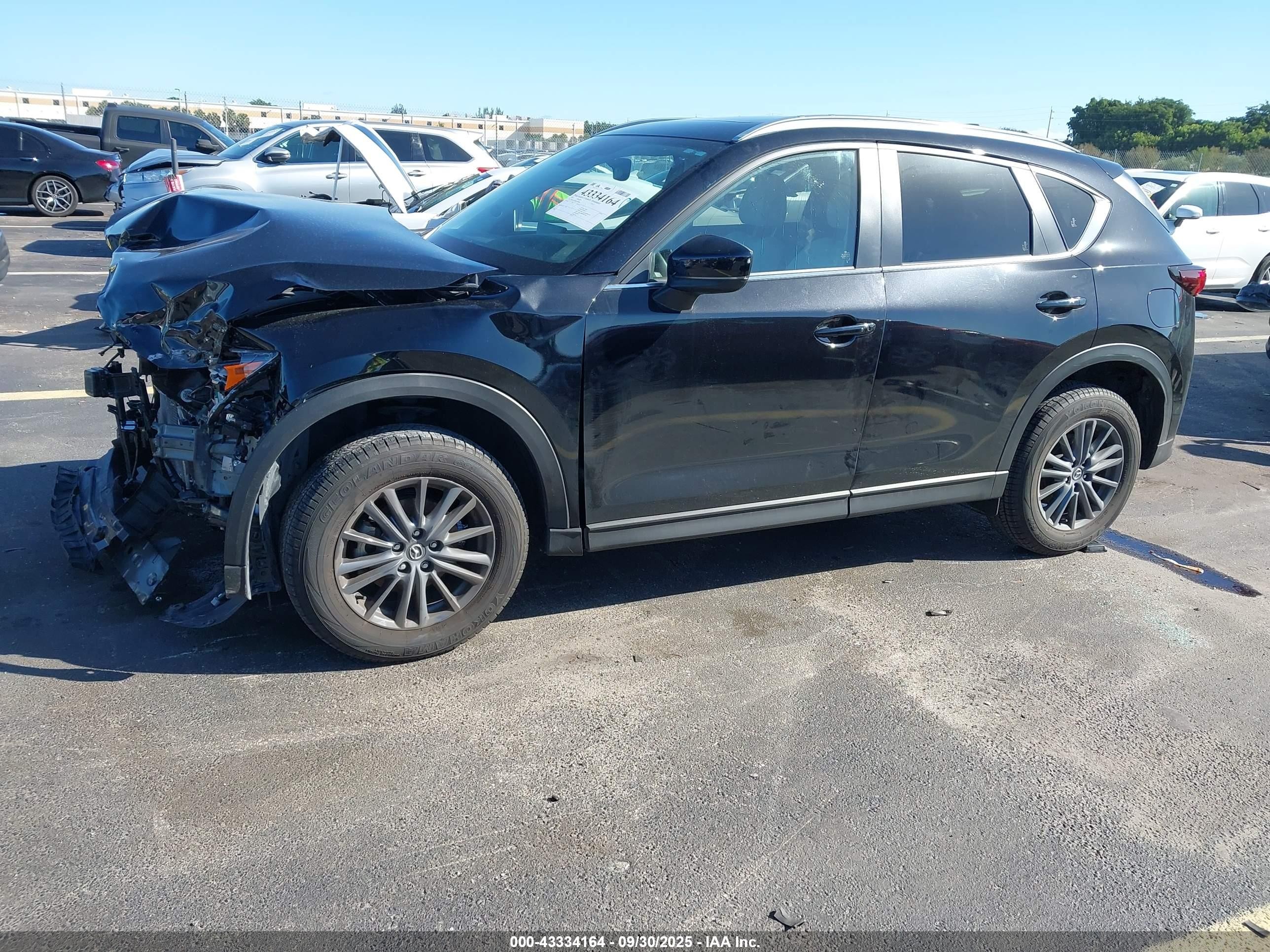 2021 Mazda Cx-5 Touring Black vin: JM3KFACM6M1392680