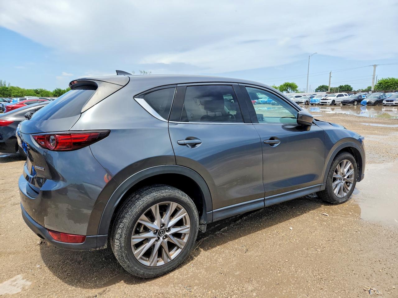 2021 Mazda Cx-5 Grand Touring Gray vin: JM3KFADM2M0427428