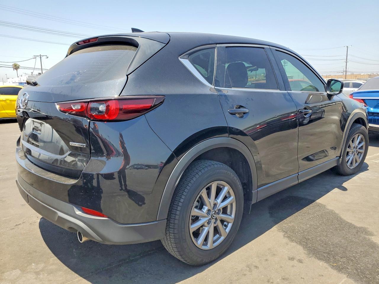 2022 Mazda Cx-5 Black vin: JM3KFBAM3N0547086