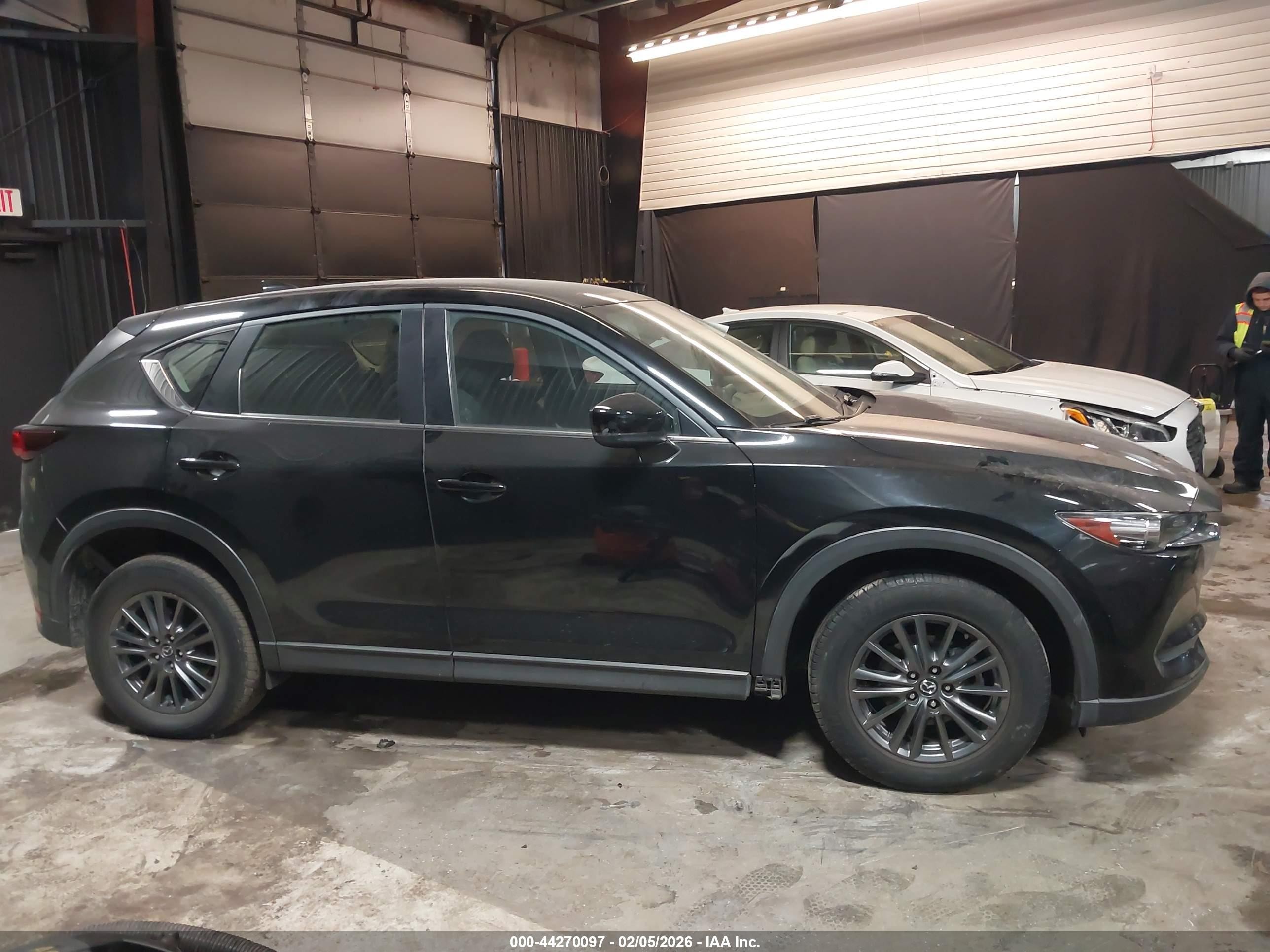 2018 Mazda Cx-5 Sport Черный vin: JM3KFBBMXJ1389915