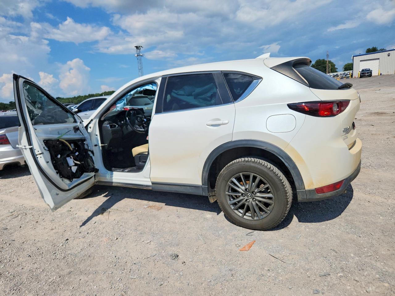2017 Mazda Cx-5 Touring White vin: JM3KFBCL0H0121686