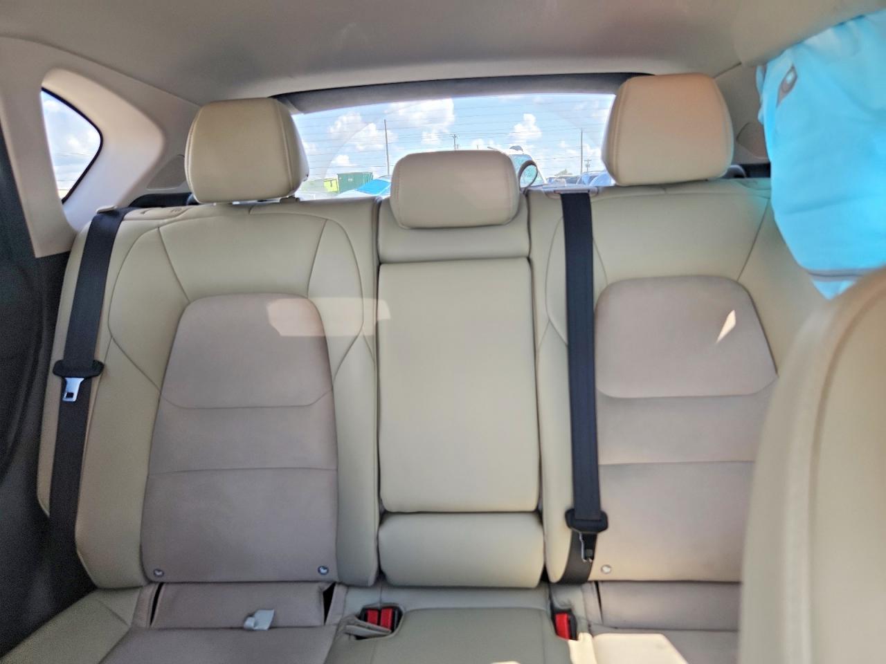 2017 Mazda Cx-5 Touring White vin: JM3KFBCL0H0121686