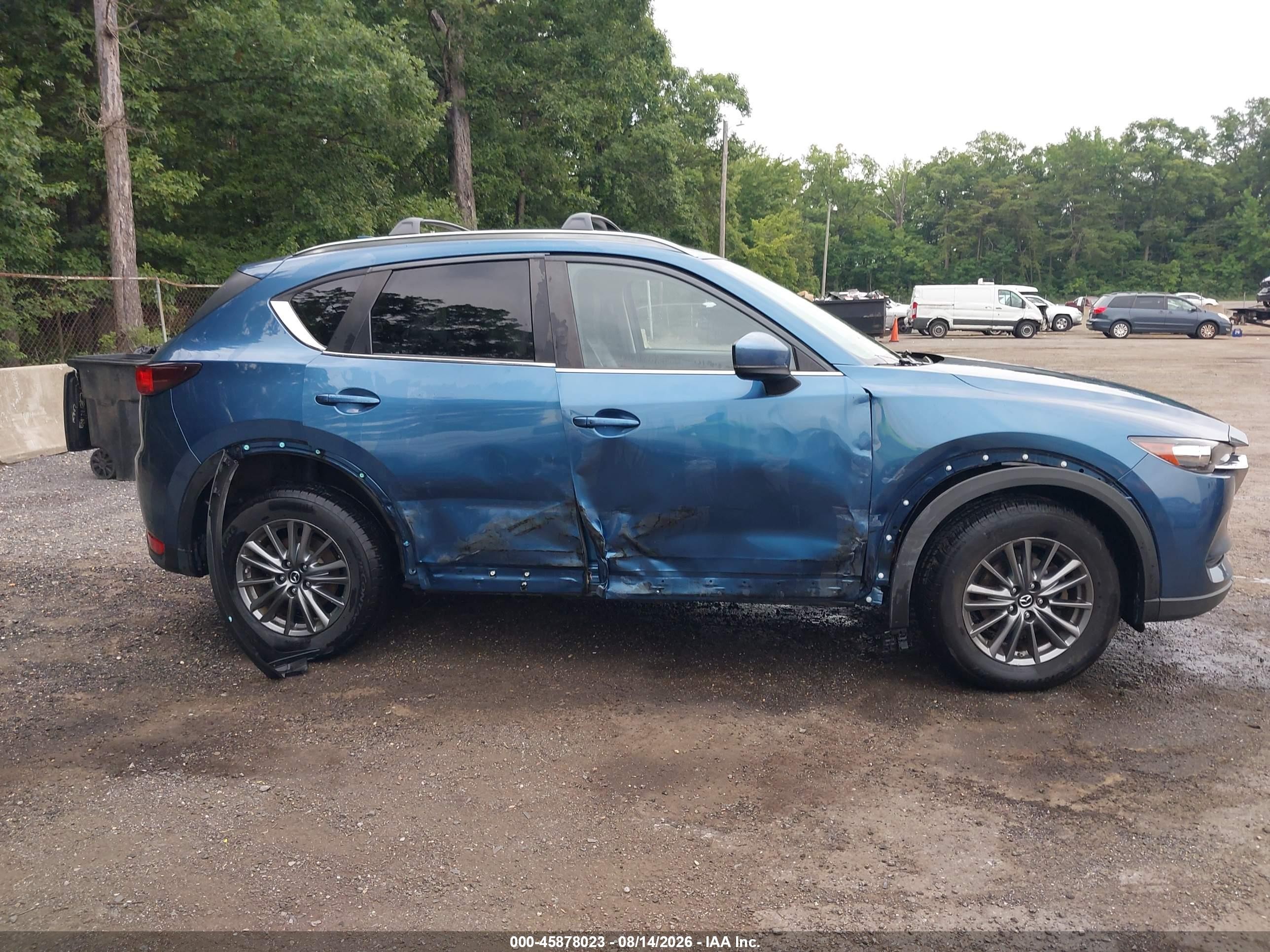 2017 Mazda Cx-5 Touring Blue vin: JM3KFBCL6H0203776