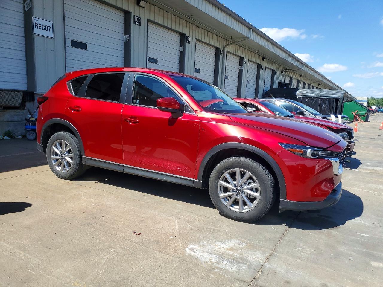 2022 Mazda Cx-5 Preferred Red vin: JM3KFBCM0N1584670