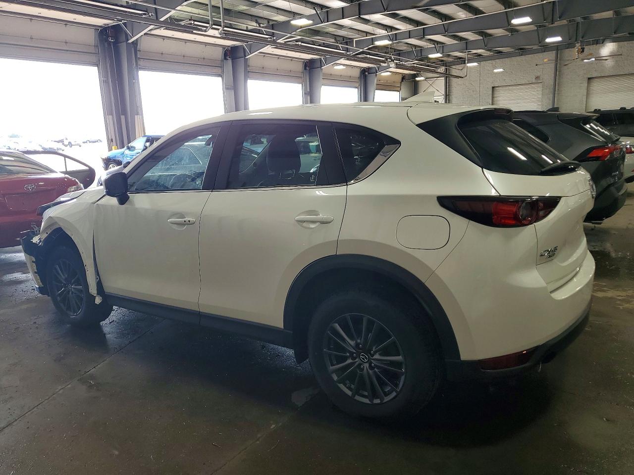 2019 Mazda Cx-5 Touring White vin: JM3KFBCM2K1600203