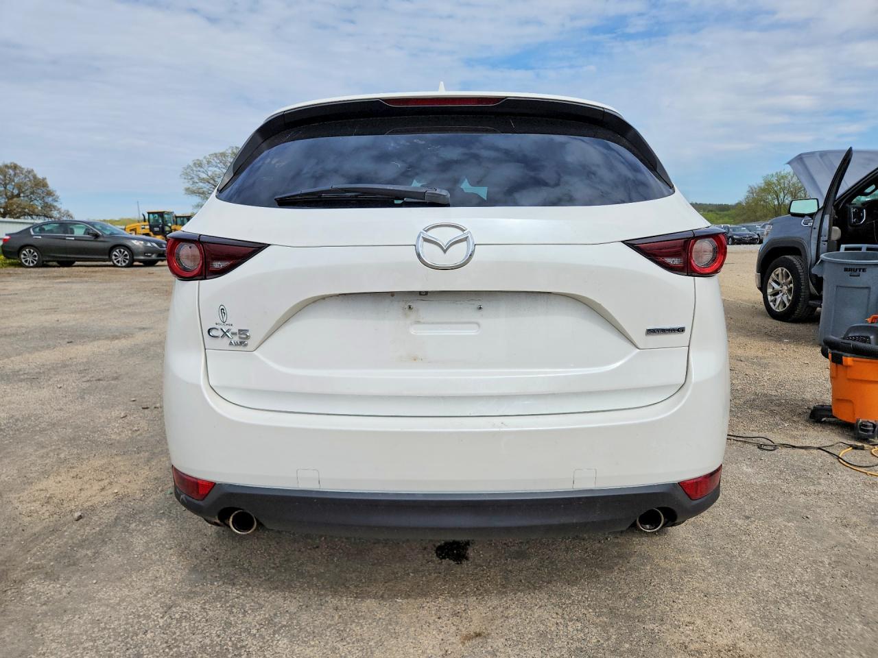 2020 Mazda Cx-5 Touring White vin: JM3KFBCM2L0798594