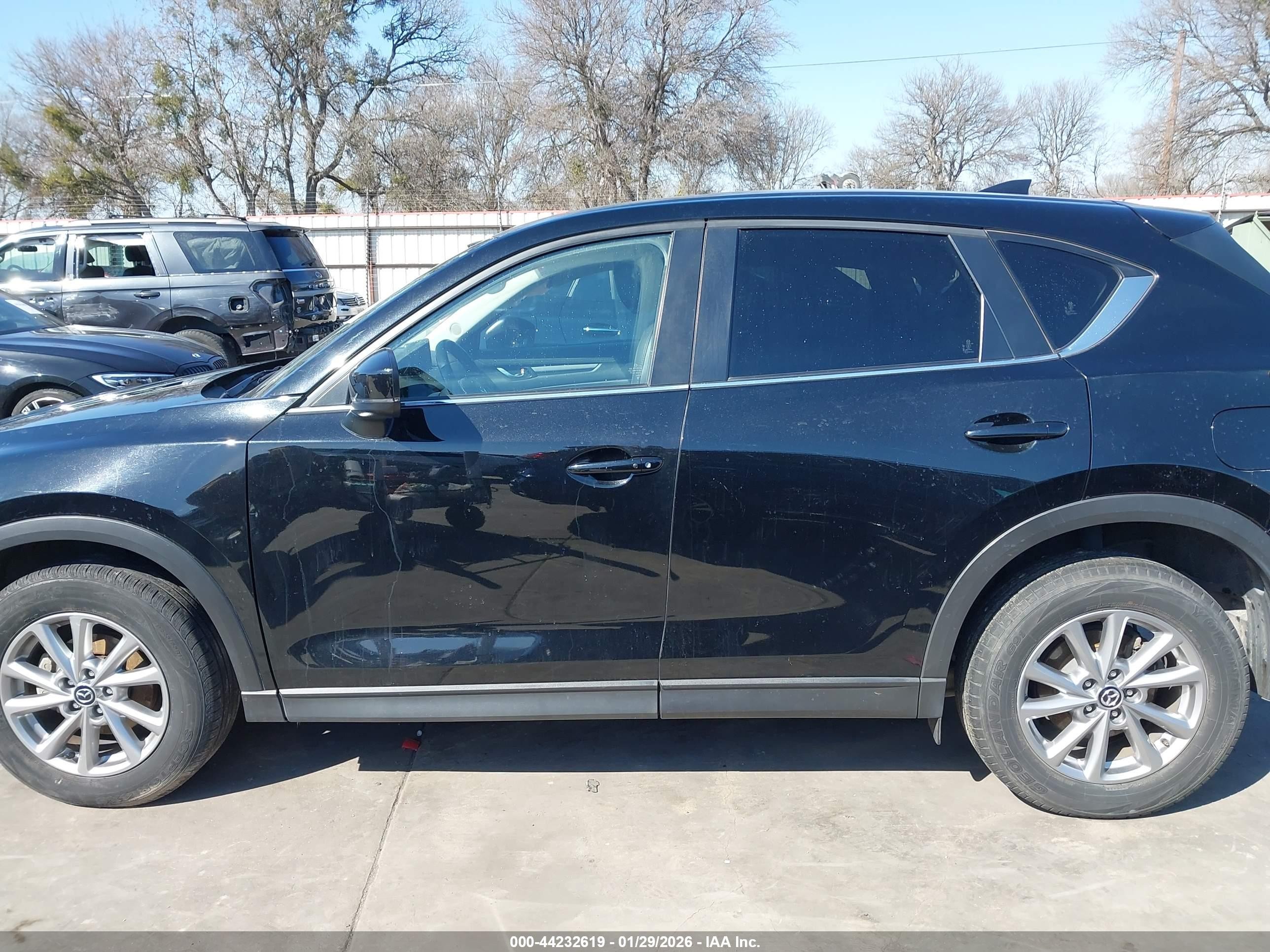 2023 Mazda Cx-5 2.5 S Preferred Black vin: JM3KFBCM2P0201594