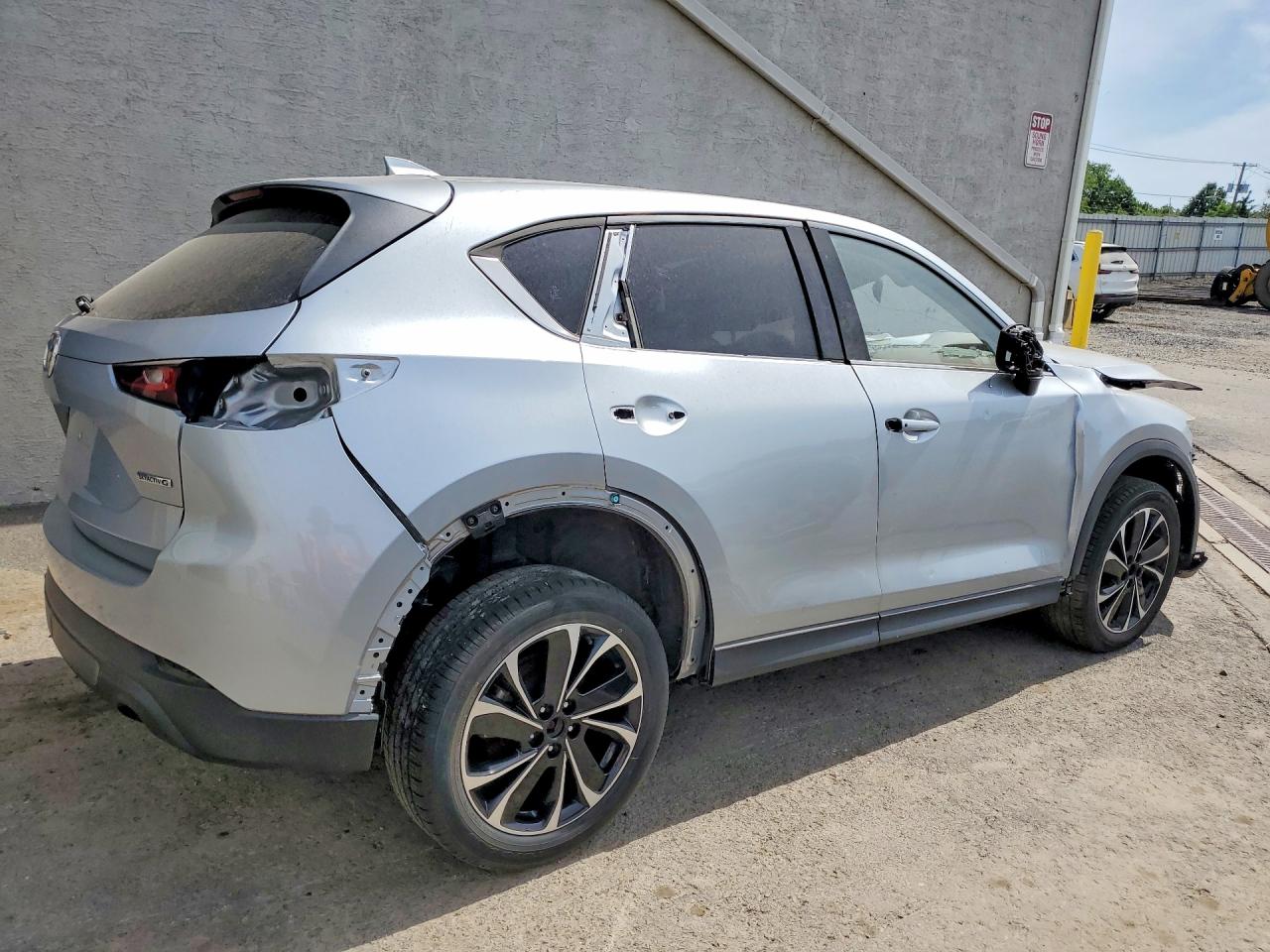 2023 Mazda Cx-5 Premium Silver vin: JM3KFBDM7P0203064