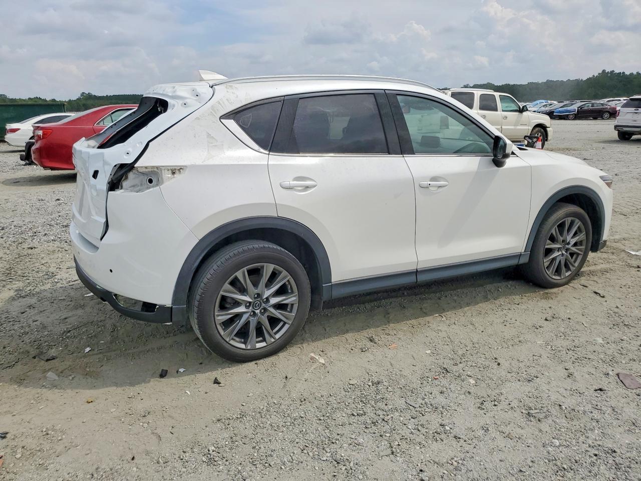 2019 Mazda Cx-5 Signature White vin: JM3KFBEY8K0615195