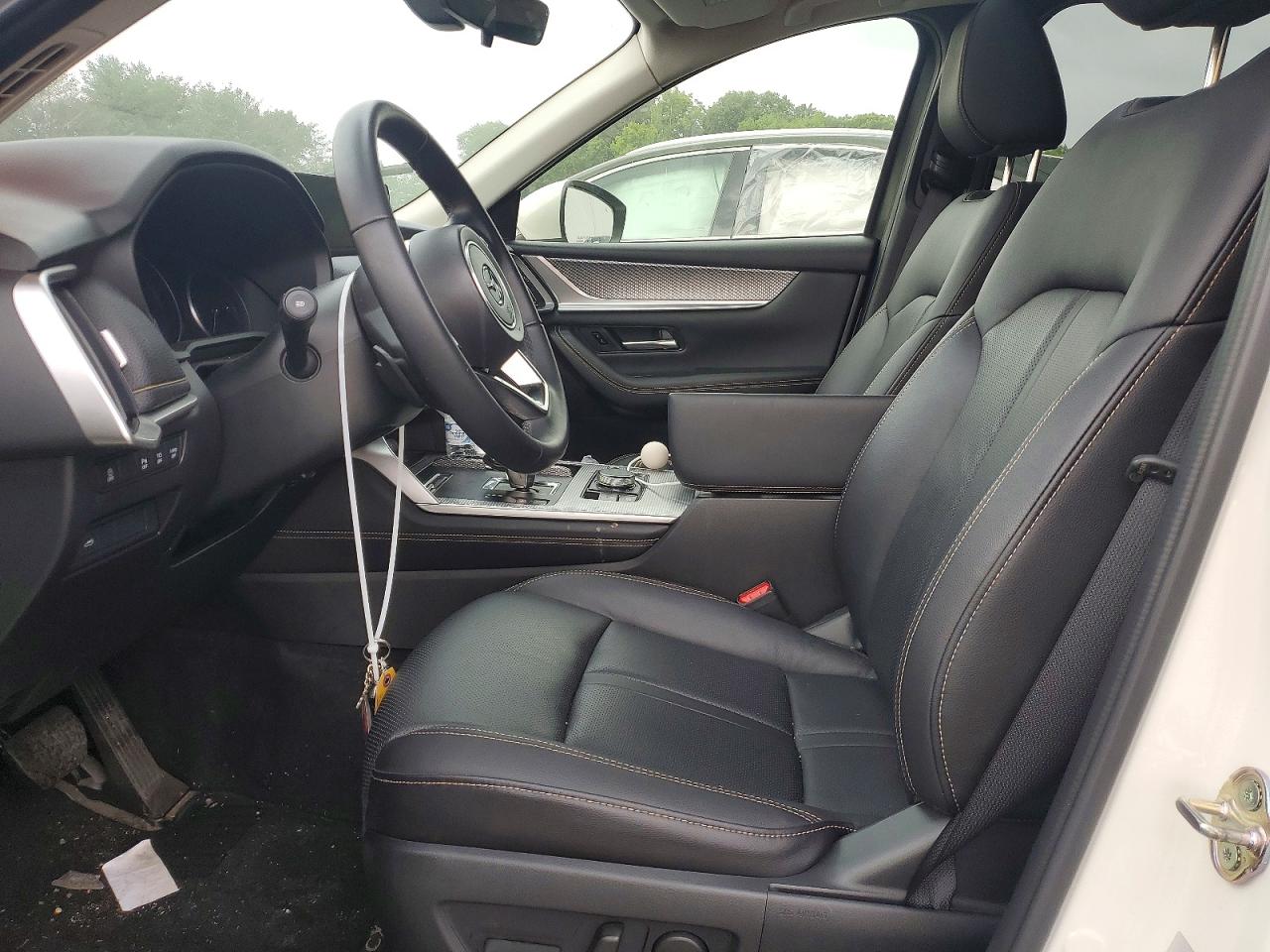 2025 Mazda Cx-90 Preferred White vin: JM3KKBHD0S1249084