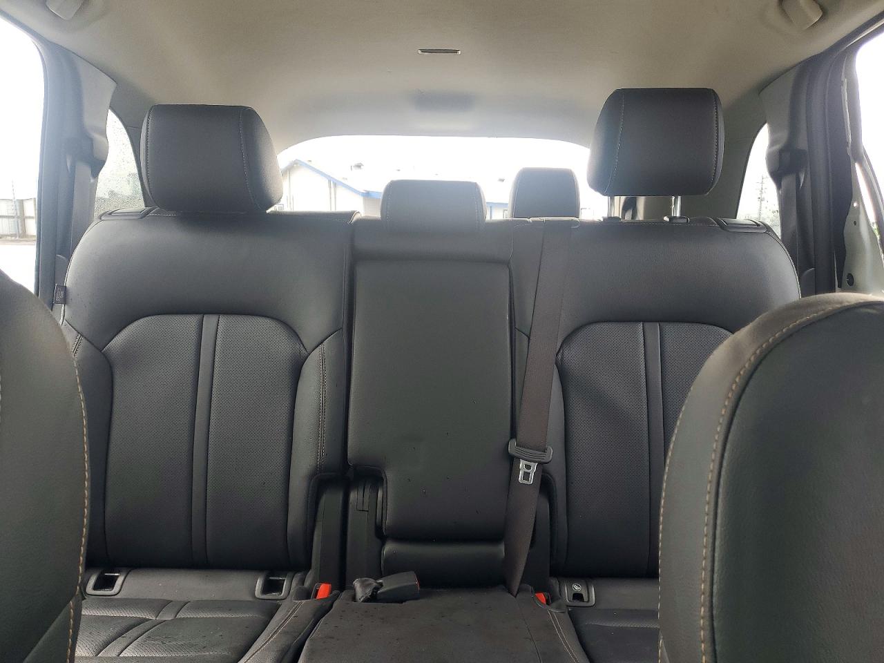 2025 Mazda Cx-90 Preferred White vin: JM3KKBHD3S1220307