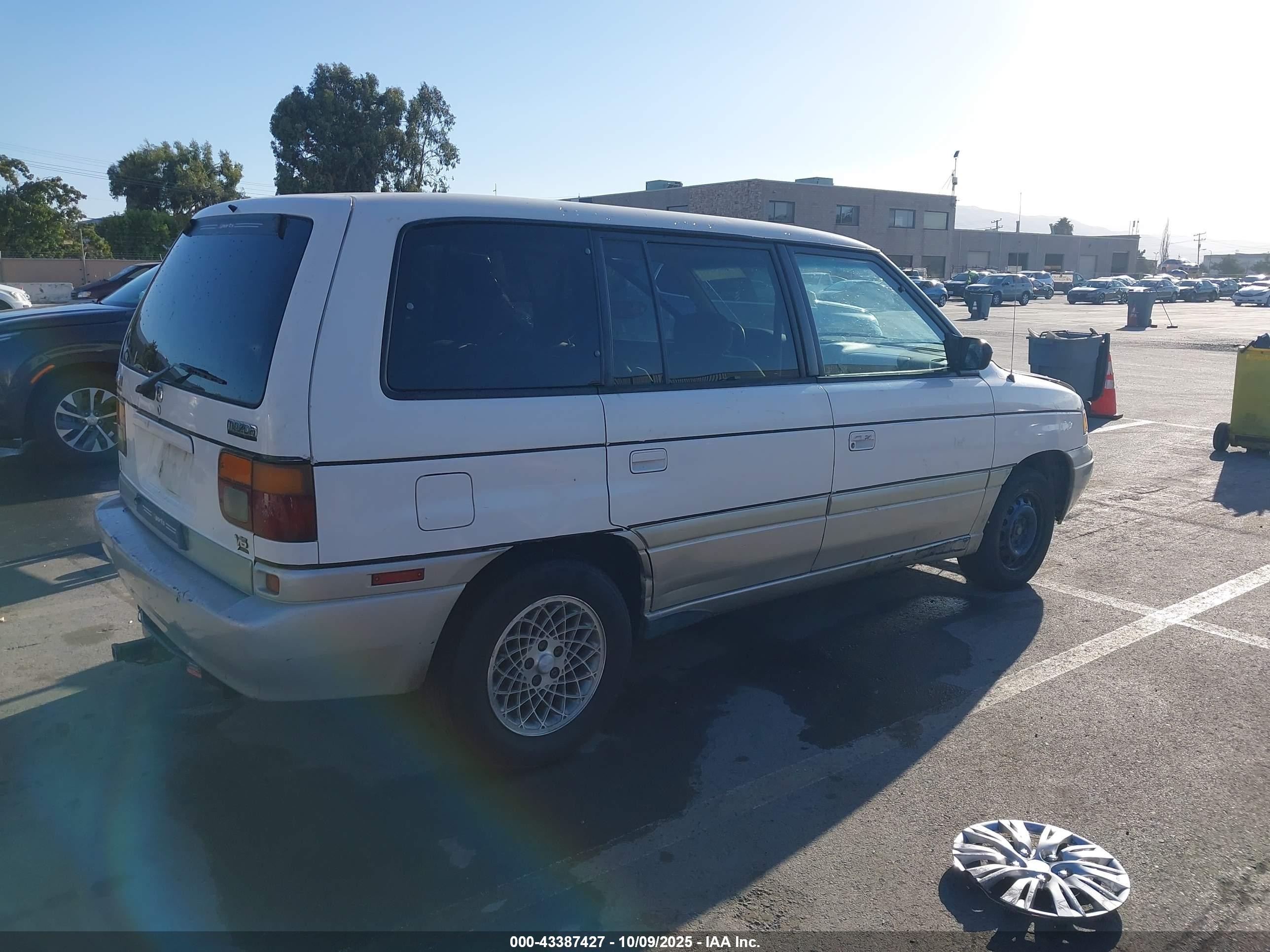1998 Mazda Mpv Es/lx Белый vin: JM3LV5228W0835287
