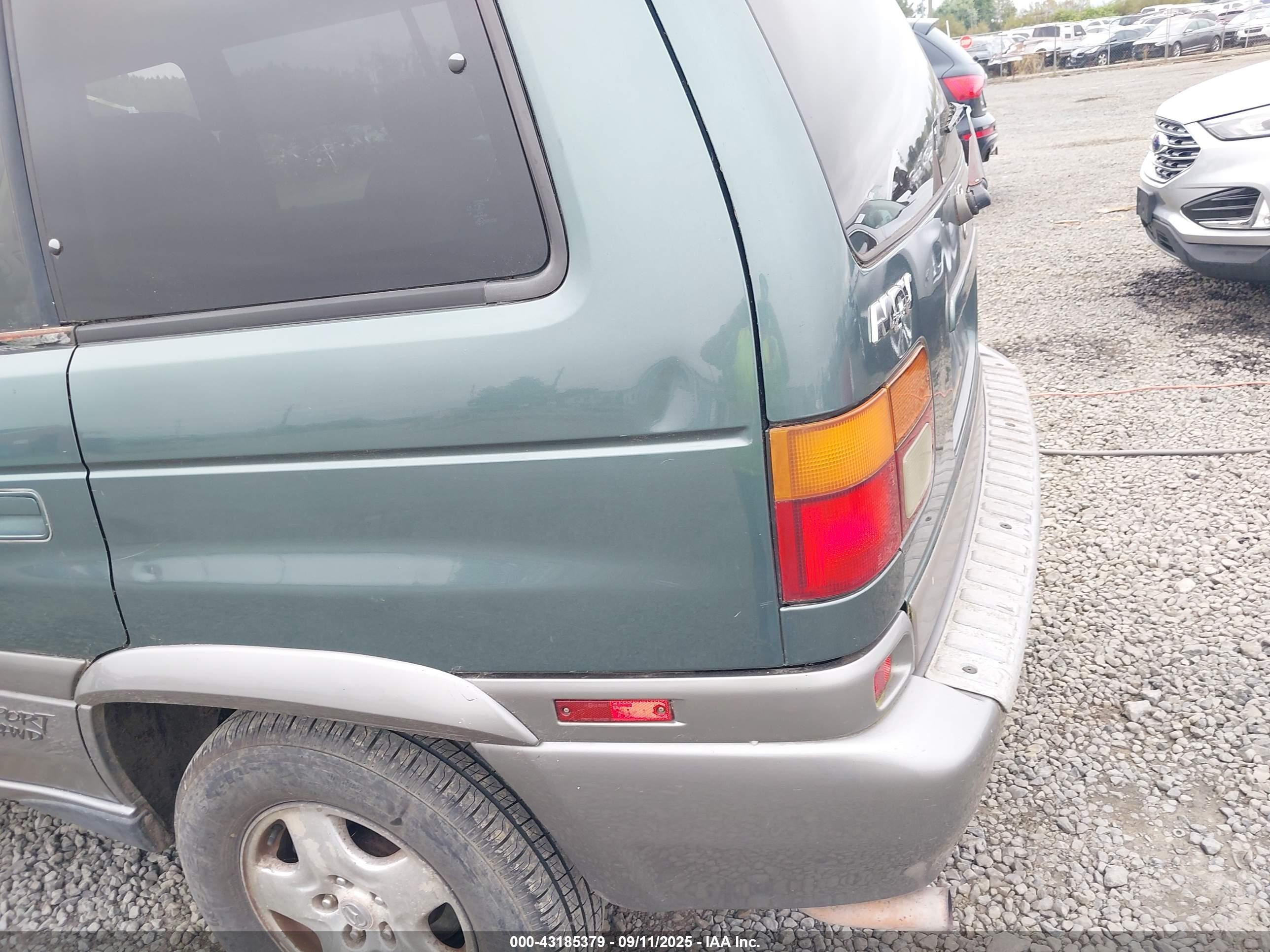 1998 Mazda Mpv Es/lx Green vin: JM3LV5235W0839077