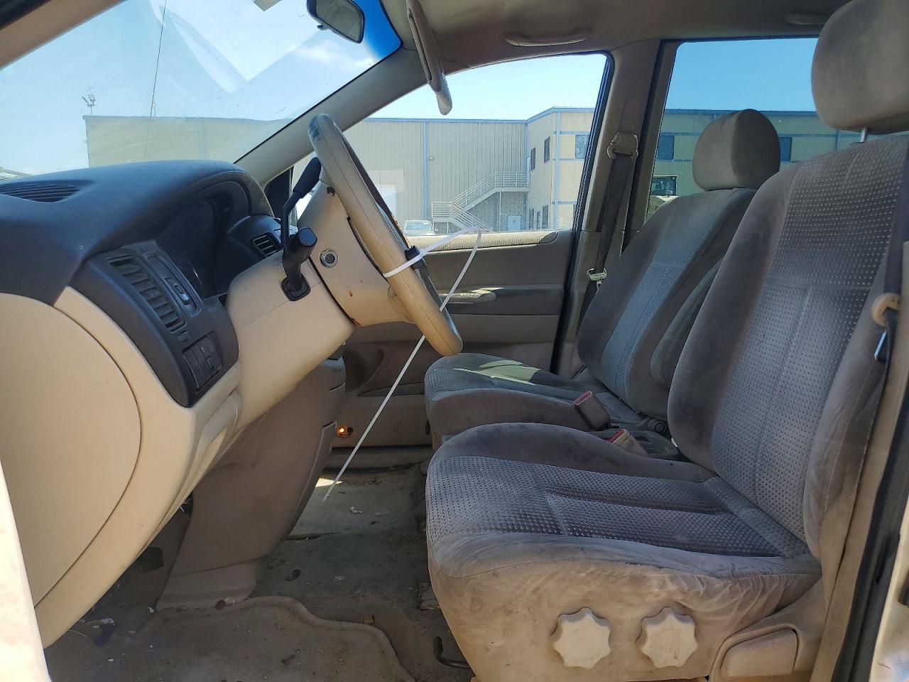 2005 Mazda Mpv Wagon Cream vin: JM3LW28A050544579