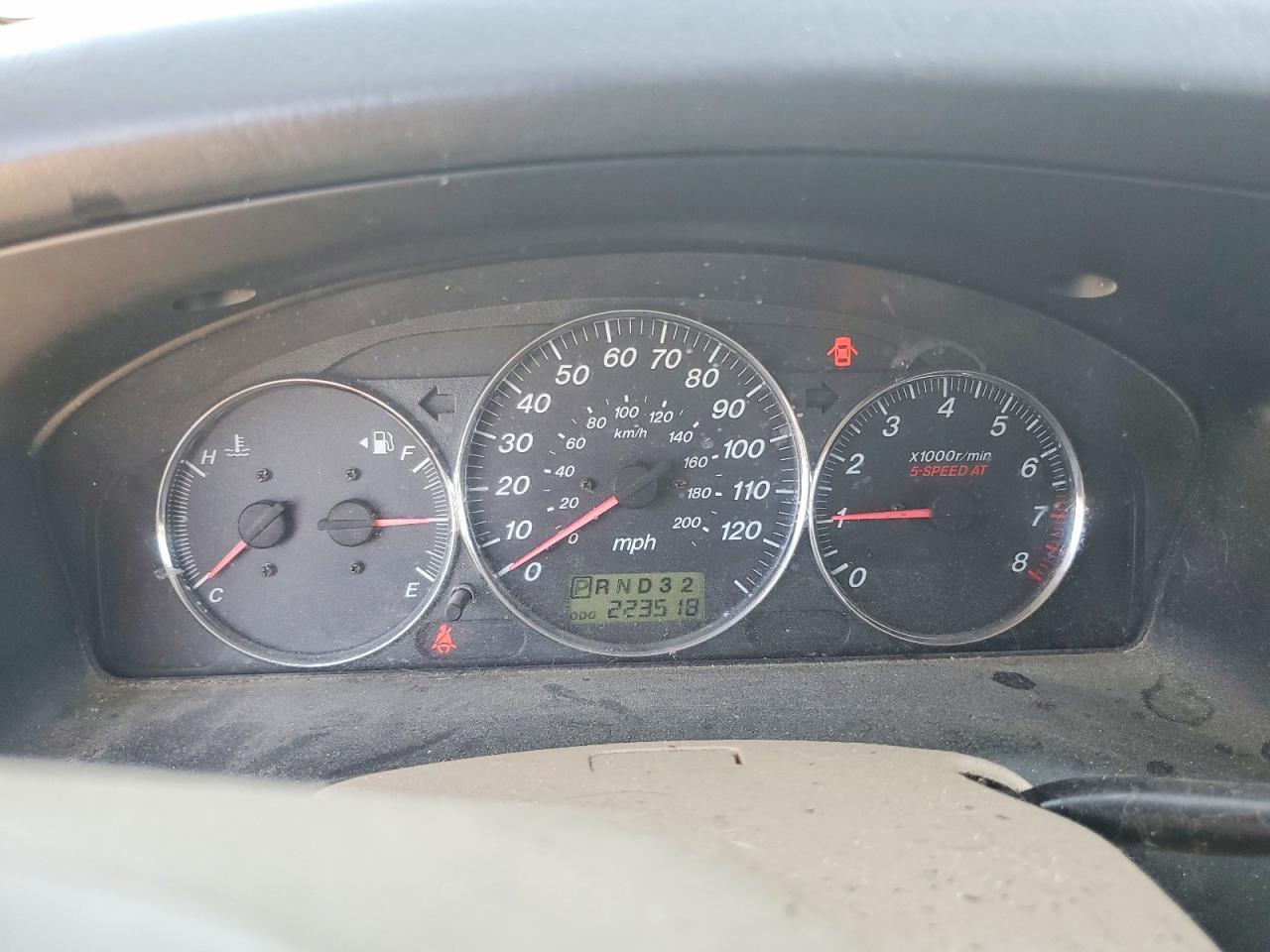 2005 Mazda Mpv Wagon Cream vin: JM3LW28A050544579
