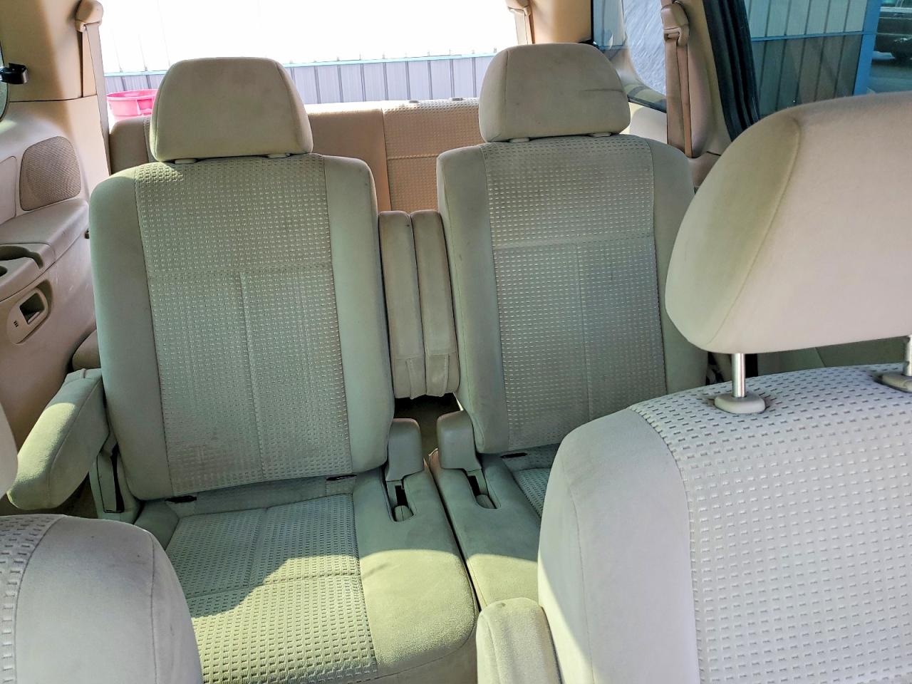 2005 Mazda Mpv Wagon Beige vin: JM3LW28A350547489