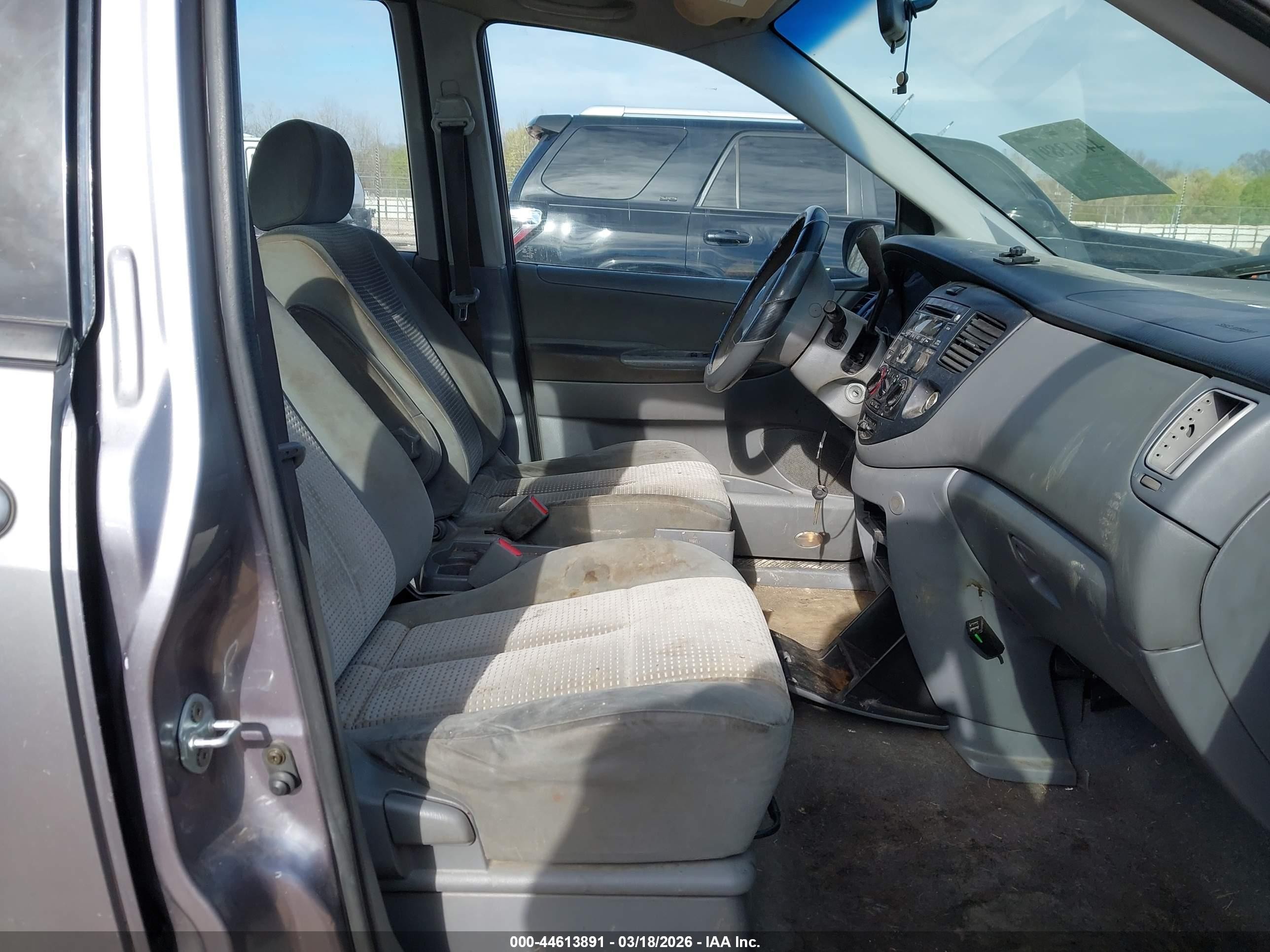 2004 Mazda Mpv Lx Gray vin: JM3LW28A940507559