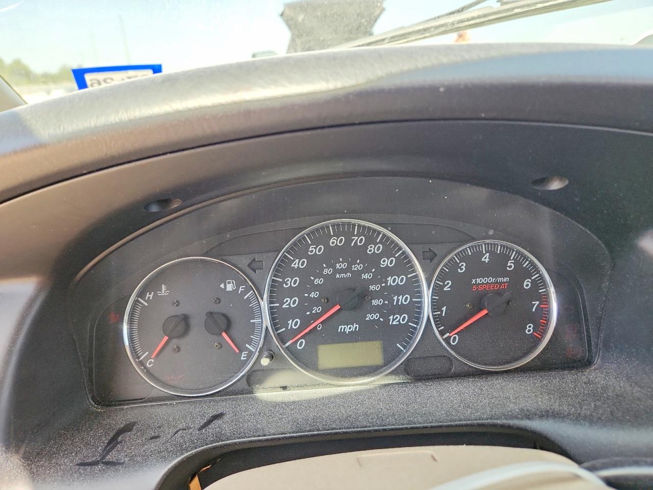 2004 Mazda Mpv Бежевый vin: JM3LW28A940529481