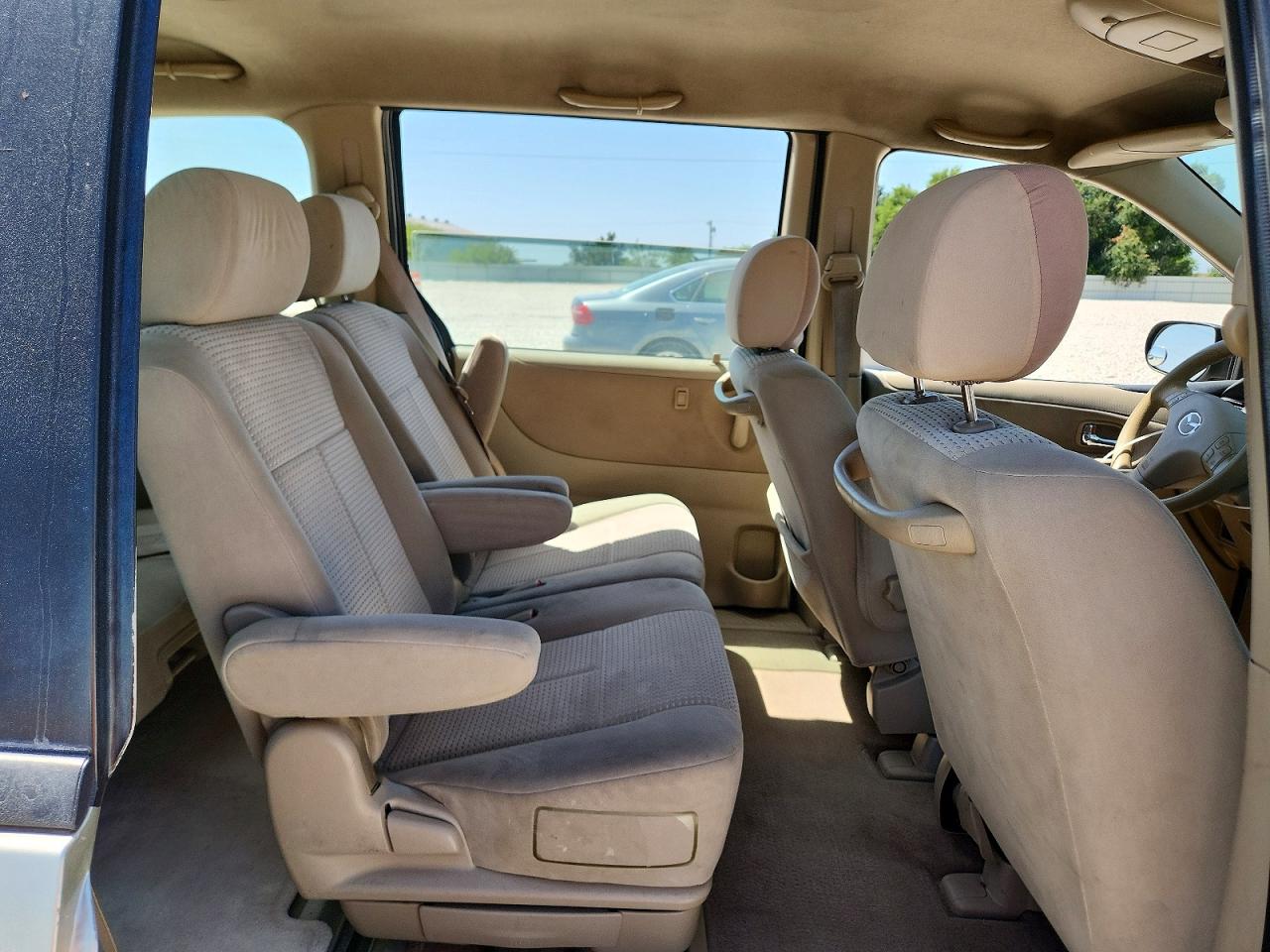 2004 Mazda Mpv Бежевый vin: JM3LW28A940529481