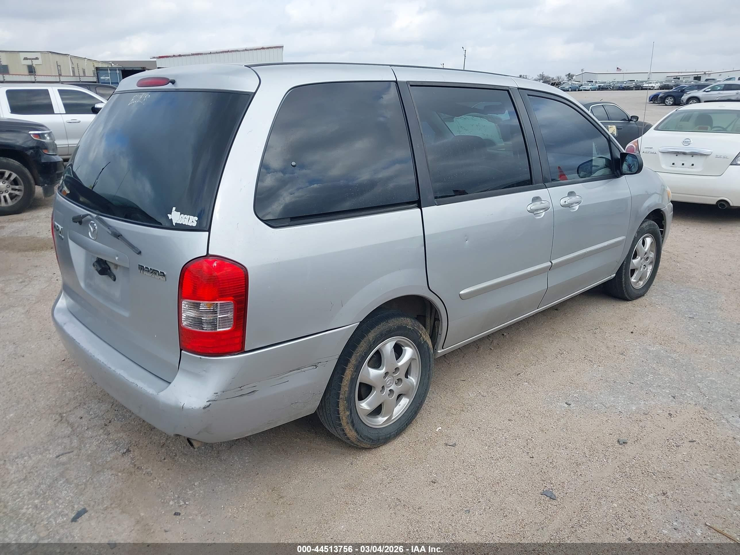 2000 Mazda Mpv   Silver vin: JM3LW28G0Y0105486