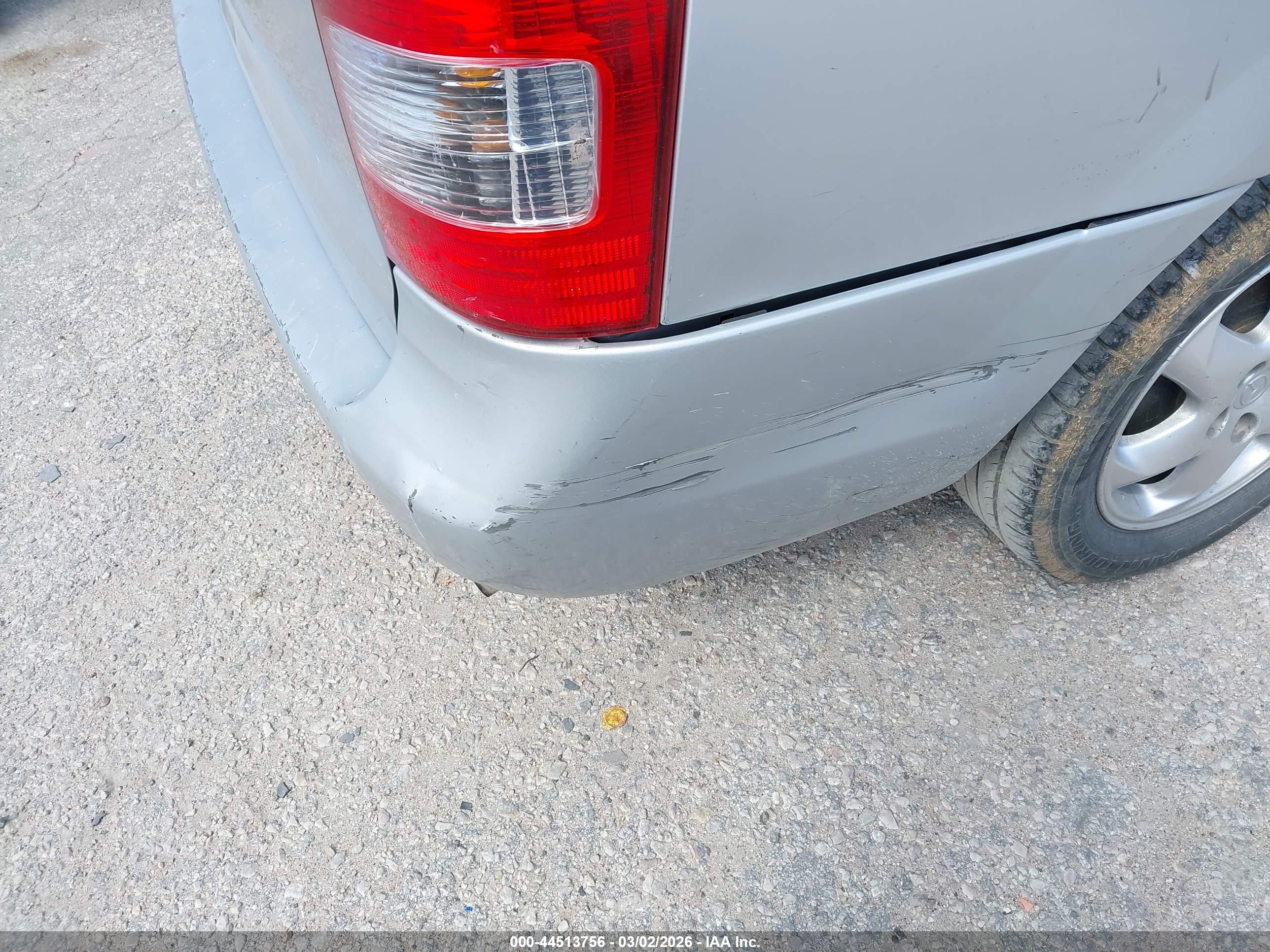 2000 Mazda Mpv   Silver vin: JM3LW28G0Y0105486