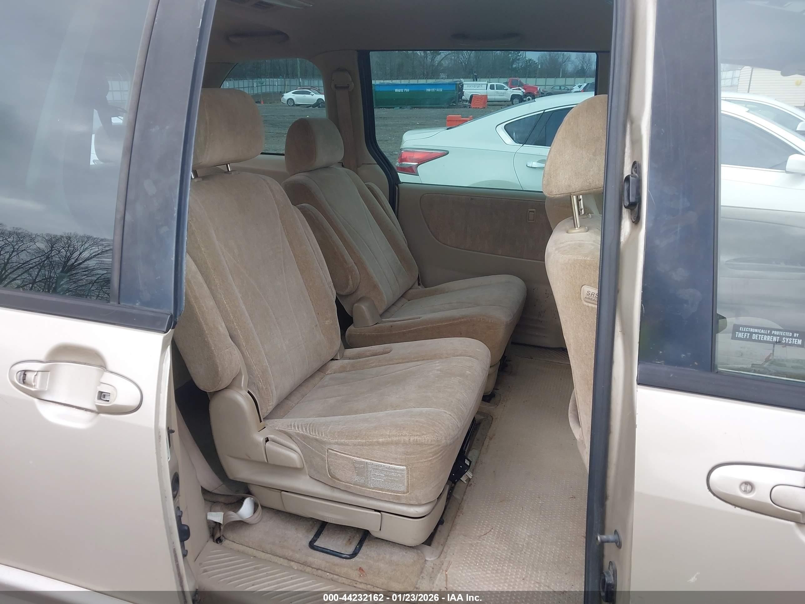 2000 Mazda Mpv Dx/es/lx Gold vin: JM3LW28G5Y0147930