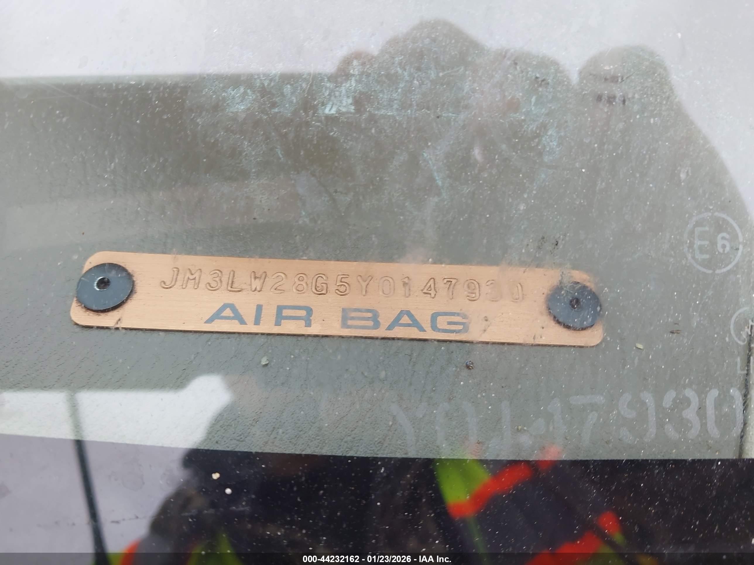 2000 Mazda Mpv Dx/es/lx Gold vin: JM3LW28G5Y0147930