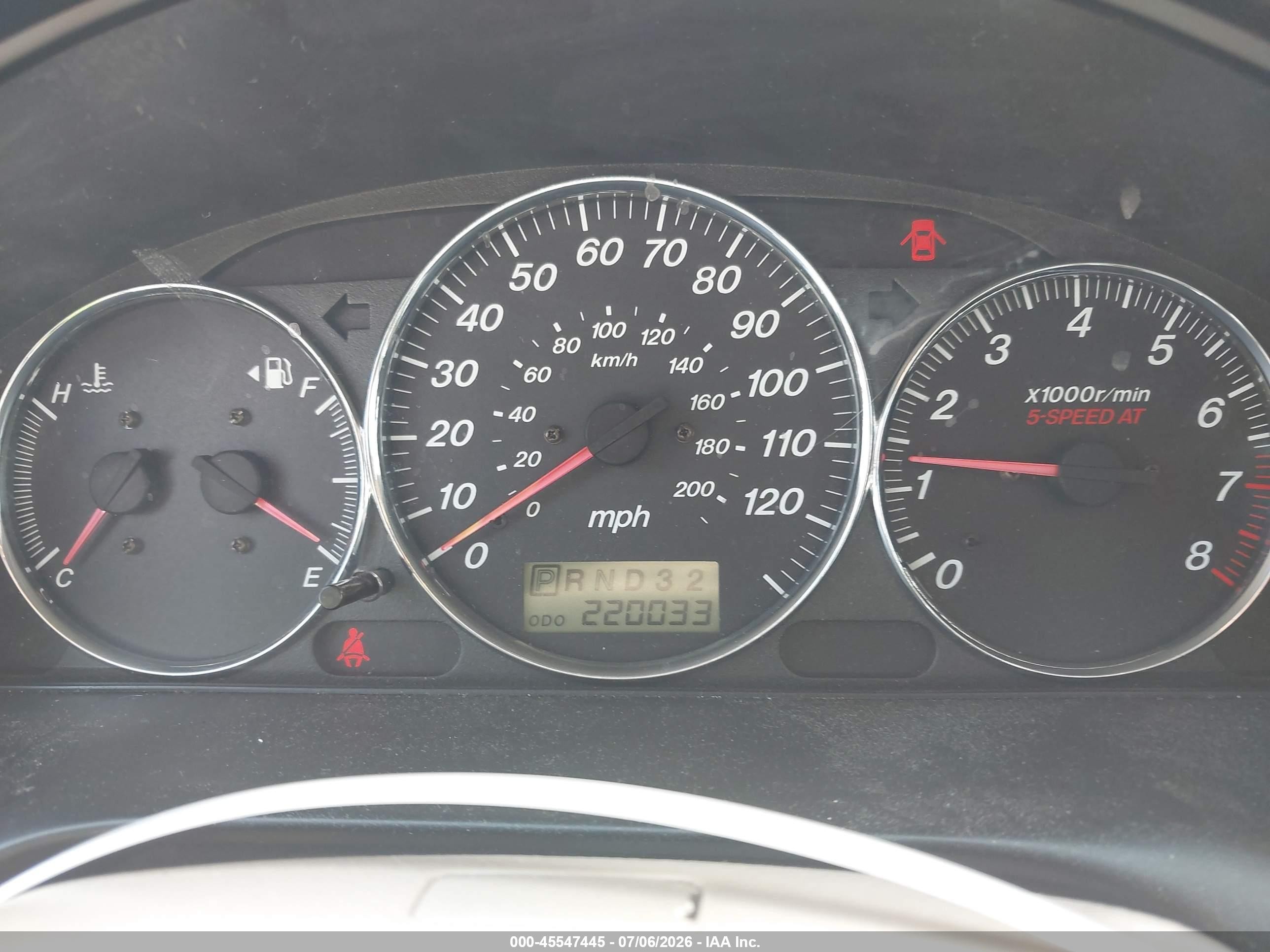 2005 Mazda Mpv Lx White vin: JM3LW28J050554450