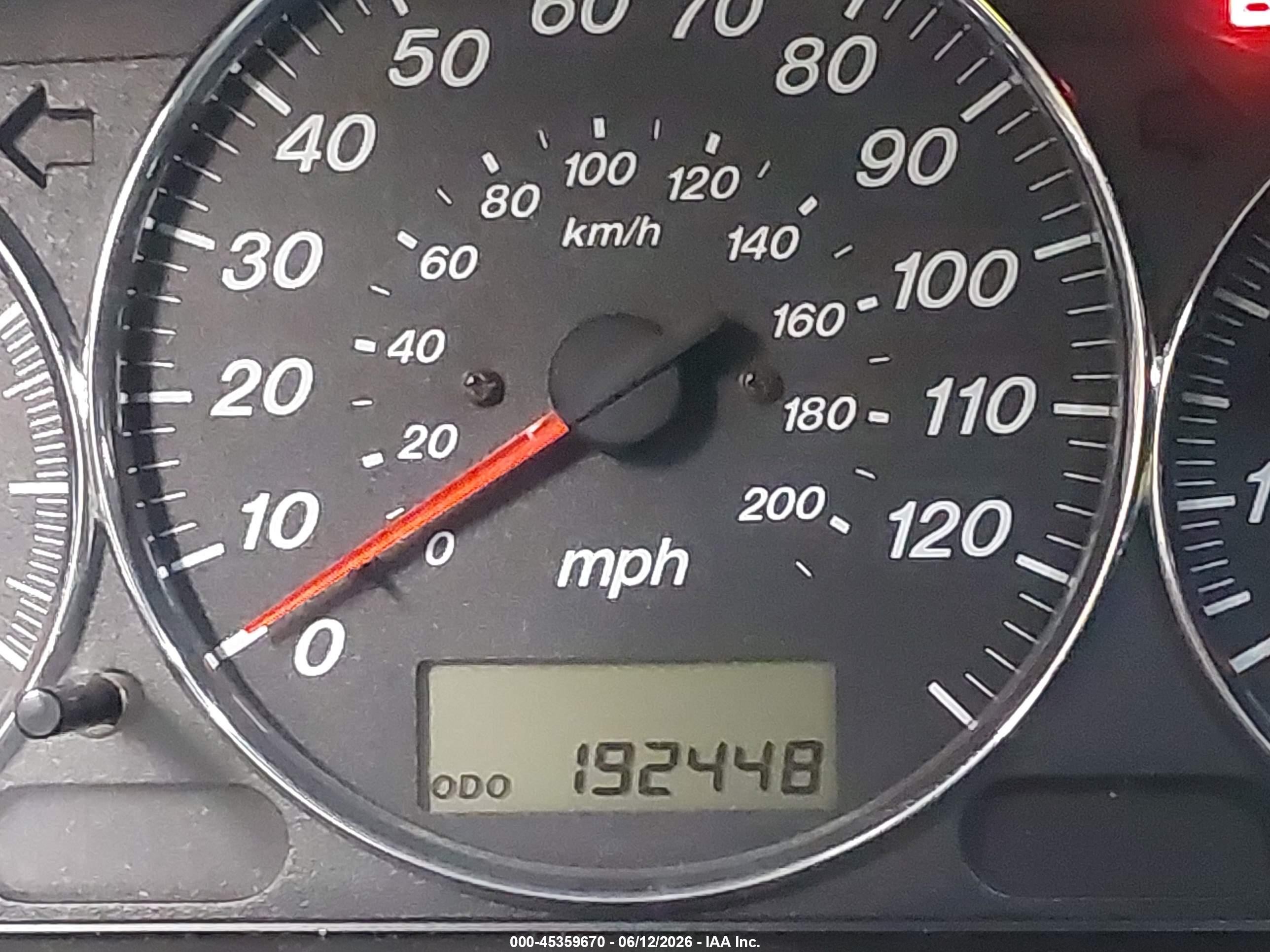 2004 Mazda Mpv Es Silver vin: JM3LW28J240503286