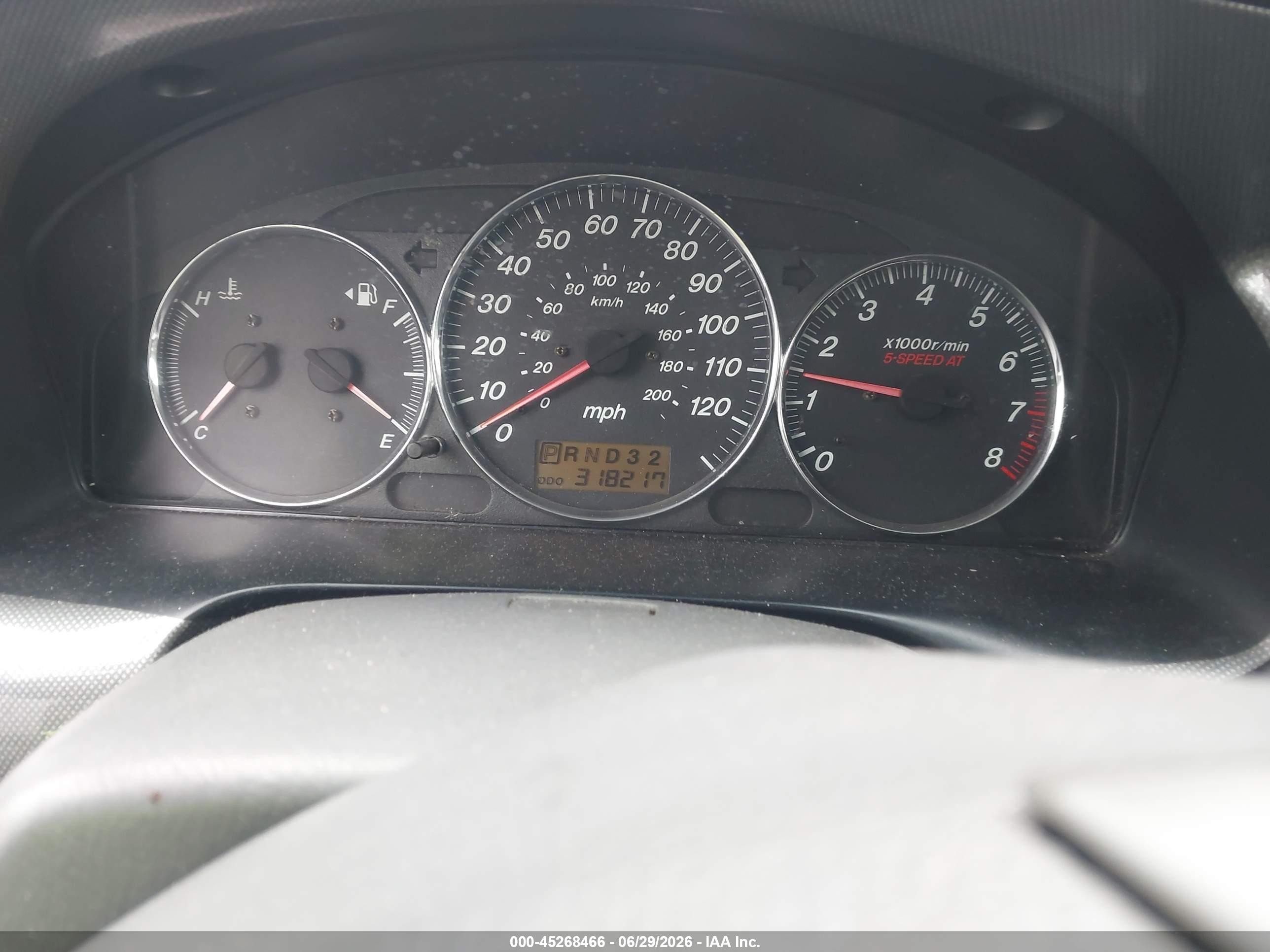 2004 Mazda Mpv Es Silver vin: JM3LW28J440504651