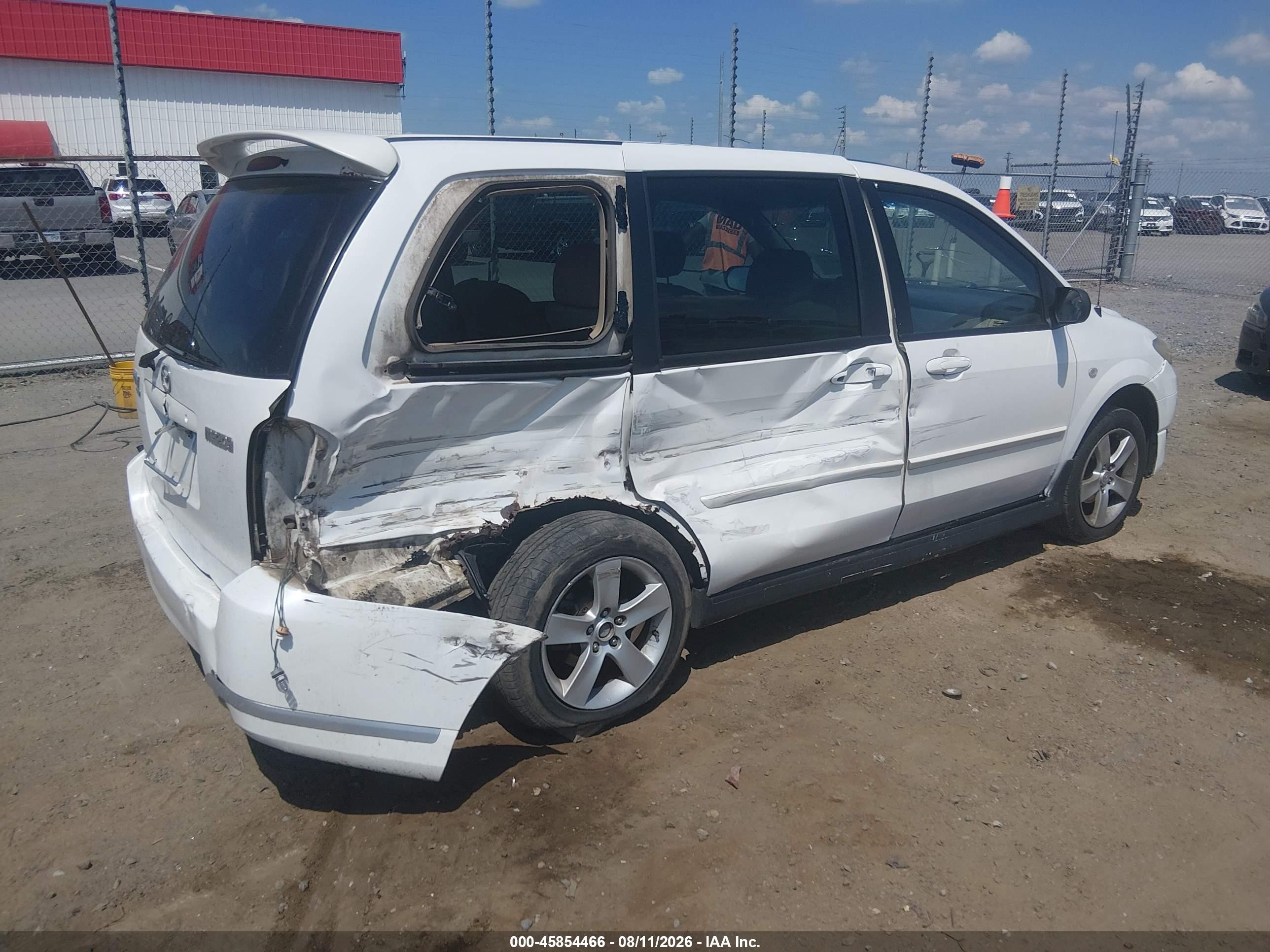 2004 Mazda Mpv Lx White vin: JM3LW28J540500981