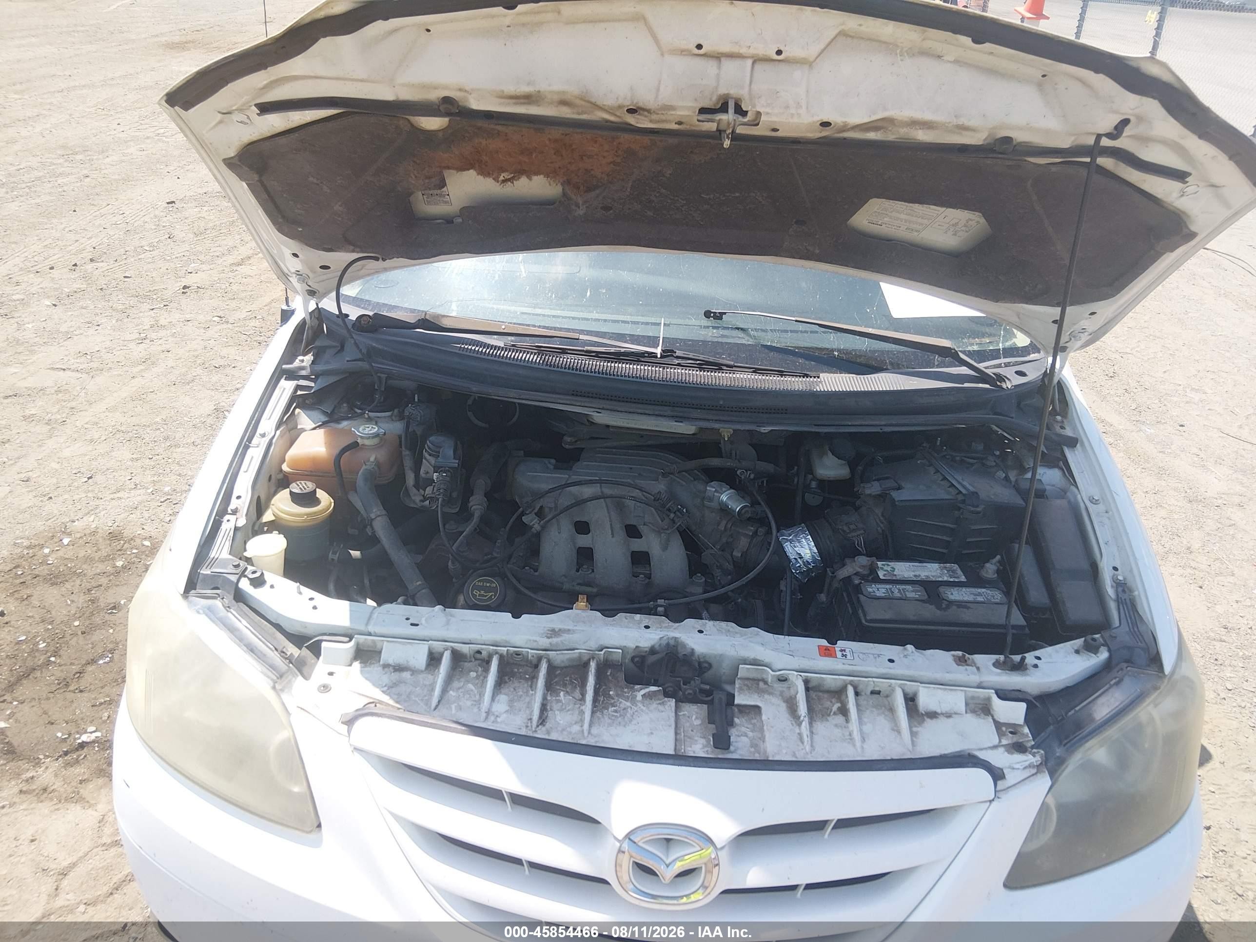 2004 Mazda Mpv Lx White vin: JM3LW28J540500981