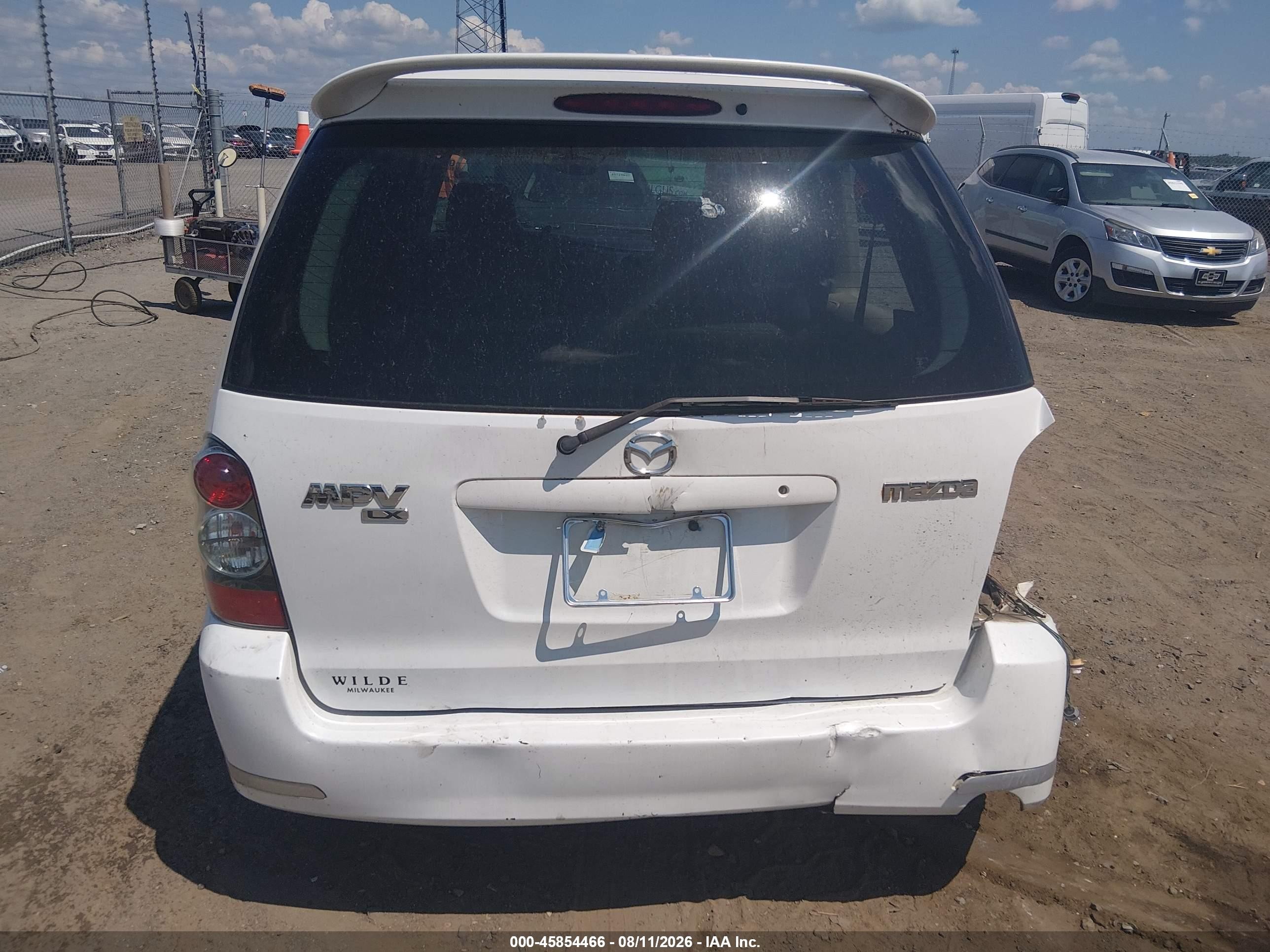 2004 Mazda Mpv Lx White vin: JM3LW28J540500981