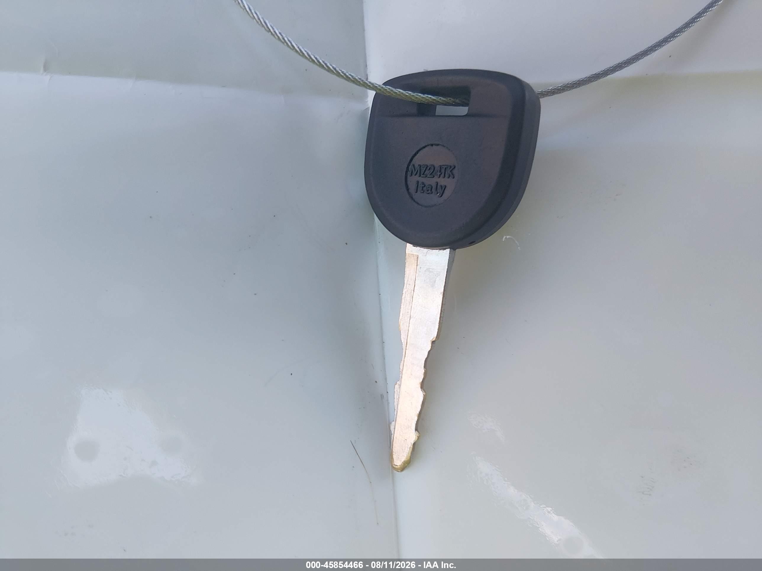 2004 Mazda Mpv Lx White vin: JM3LW28J540500981