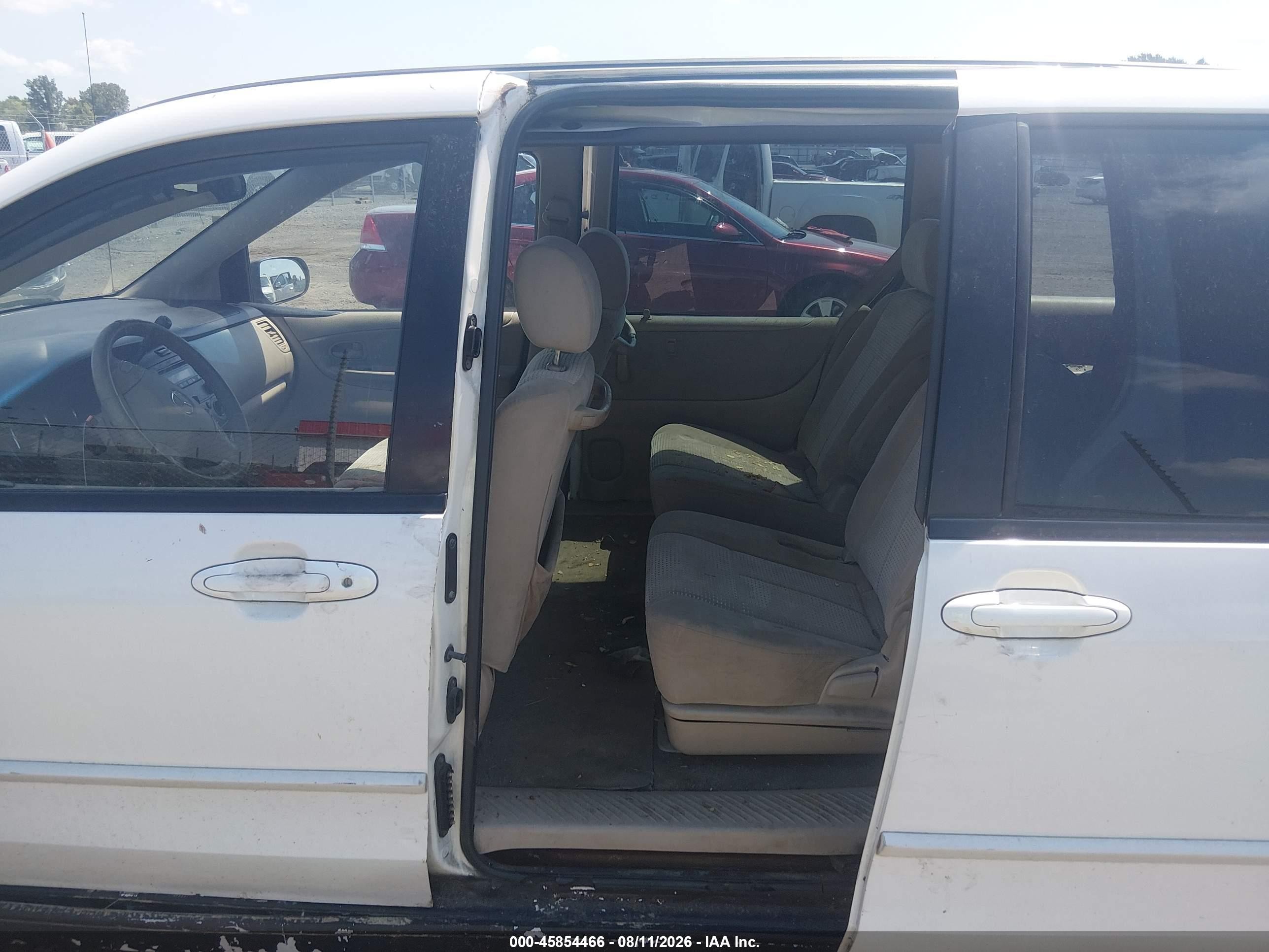2004 Mazda Mpv Lx White vin: JM3LW28J540500981