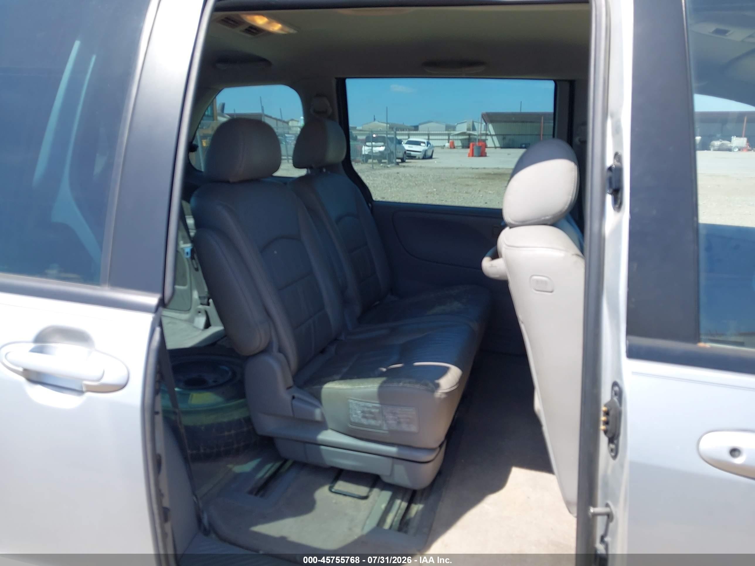 2002 Mazda Mpv Es/lx Silver vin: JM3LW28J820311108