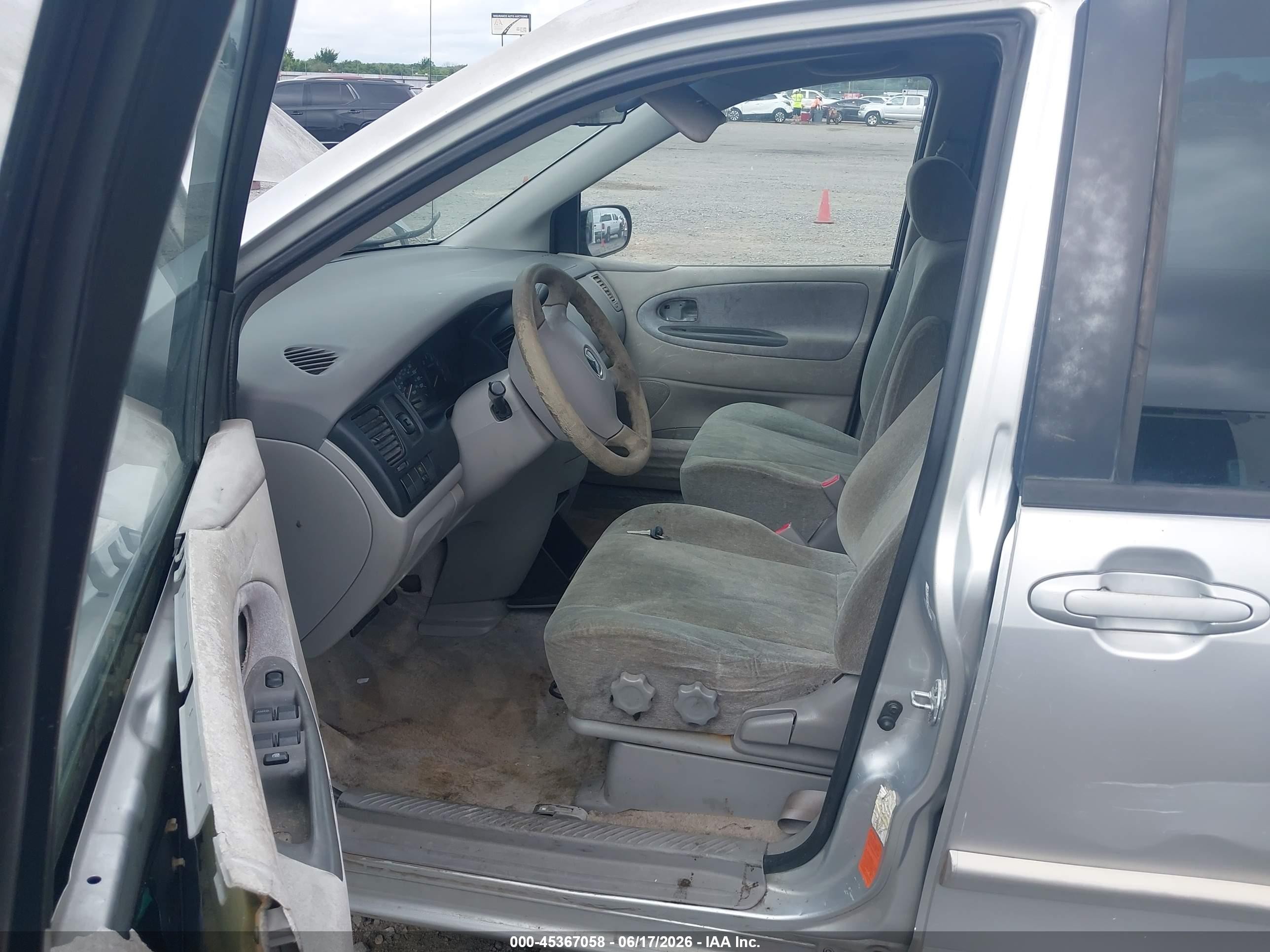 2001 Mazda Mpv Dx/es/lx Silver vin: JM3LW28Y610184015