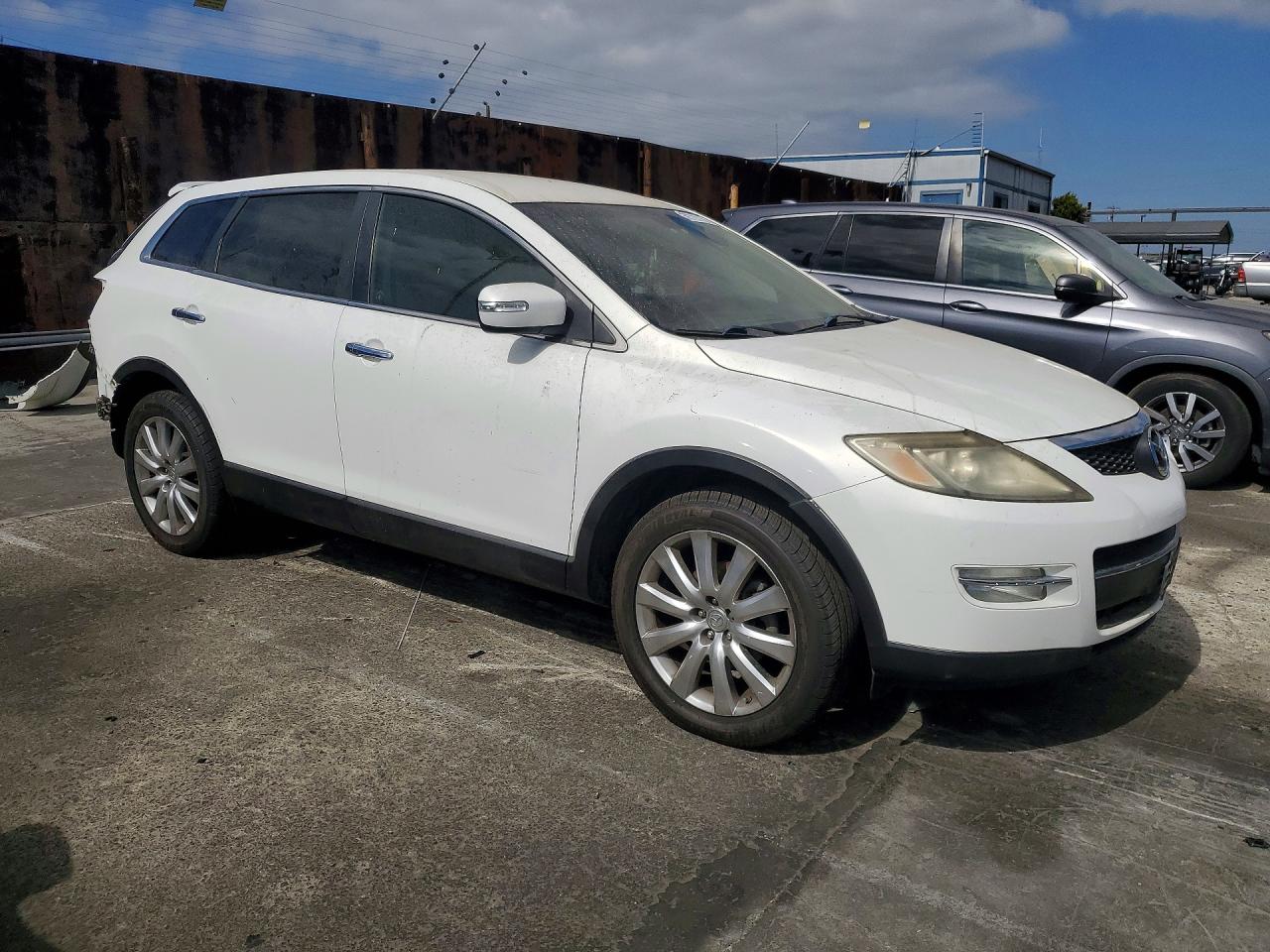 2008 Mazda Cx-9 White vin: JM3TB28V180147630
