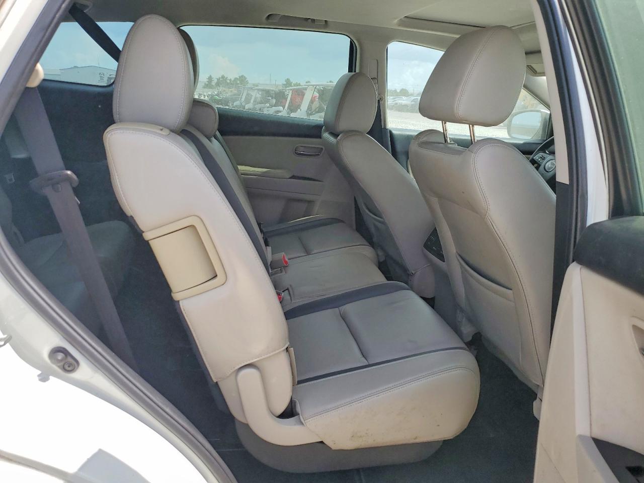 2012 Mazda 2 White vin: JM3TB2CA2C0338700