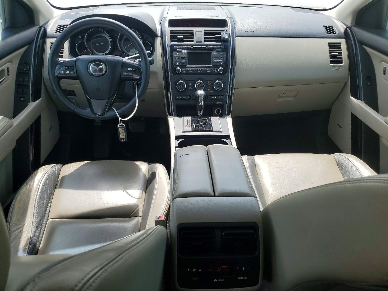 2012 Mazda 2 White vin: JM3TB2CA2C0338700