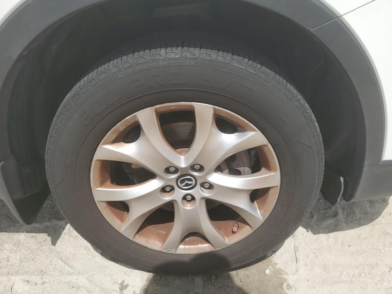 2015 Mazda Cx-9 Touring White vin: JM3TB2CA9F0455081 Damage: Right Front Tire, Worn, Replacement Required