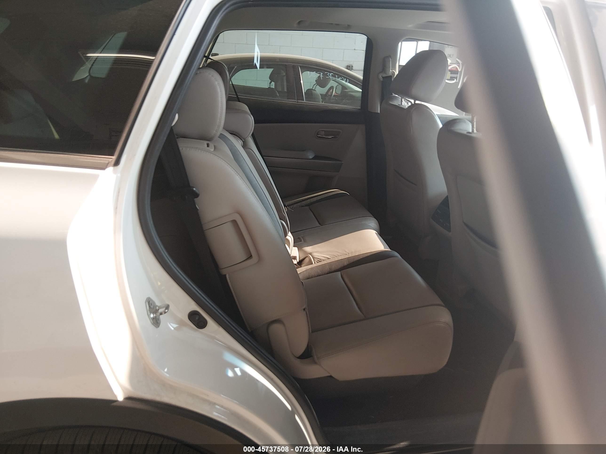 2011 Mazda Cx-9 Grand Touring White vin: JM3TB3DA8B0326621