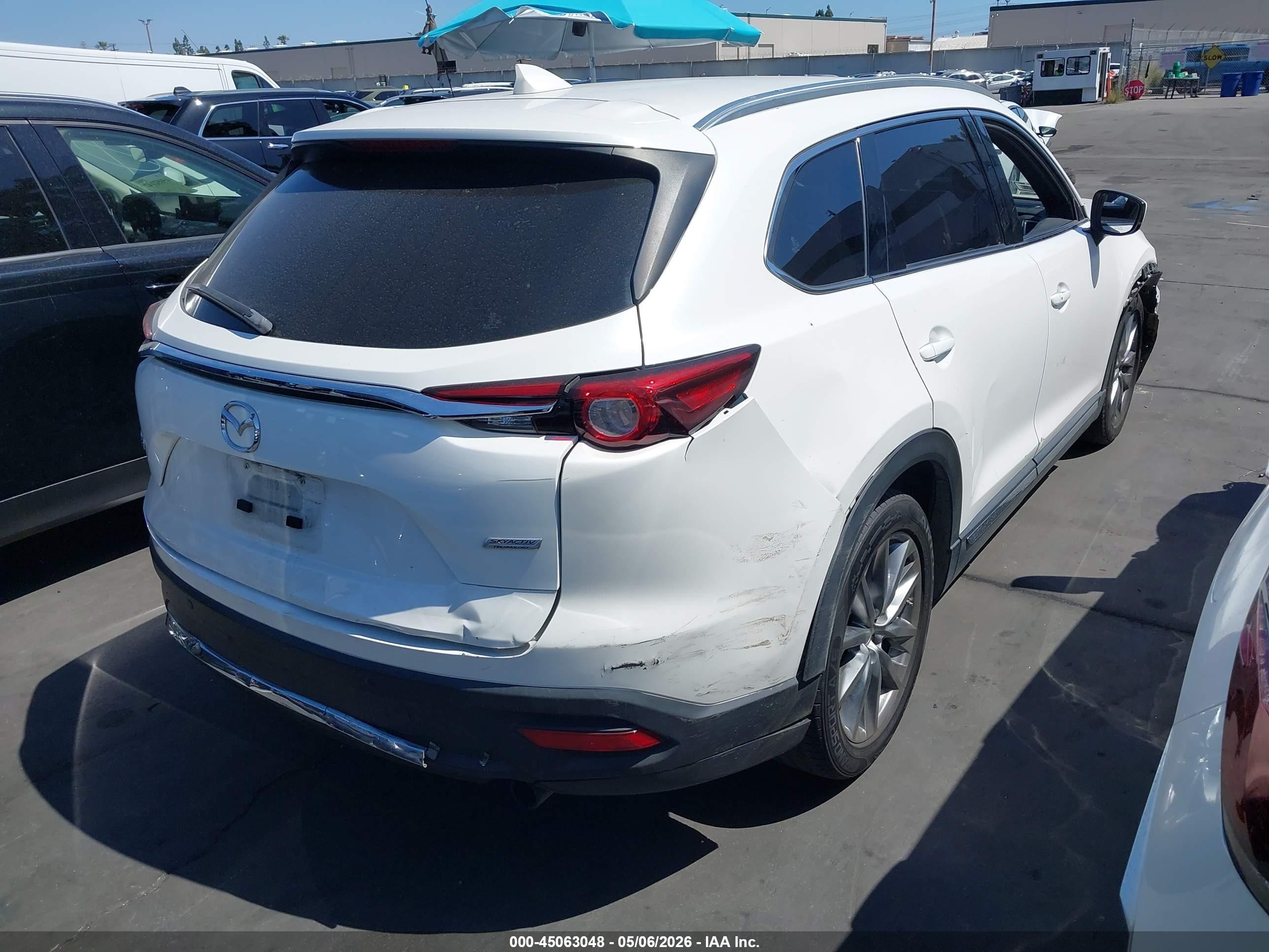 2018 Mazda Cx-9 Grand Touring White vin: JM3TCADY2J0205354