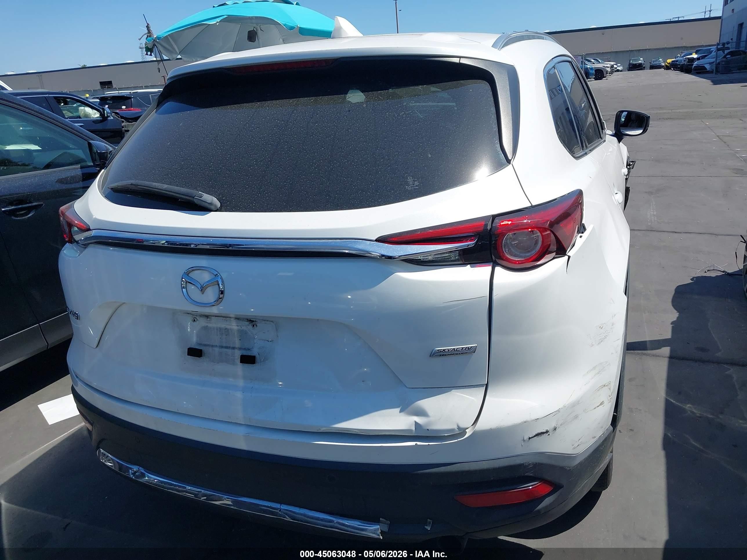 2018 Mazda Cx-9 Grand Touring White vin: JM3TCADY2J0205354