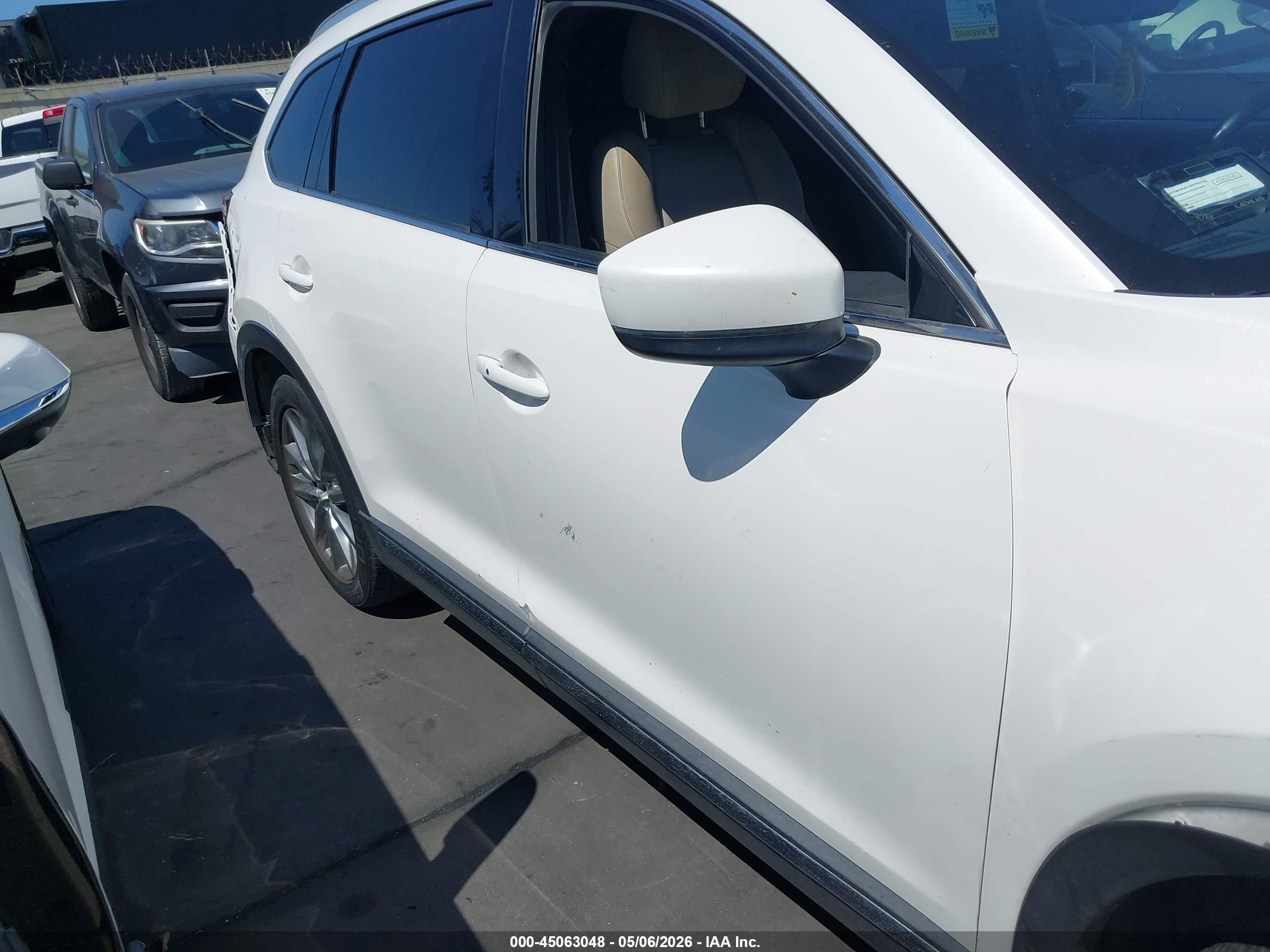 2018 Mazda Cx-9 Grand Touring White vin: JM3TCADY2J0205354