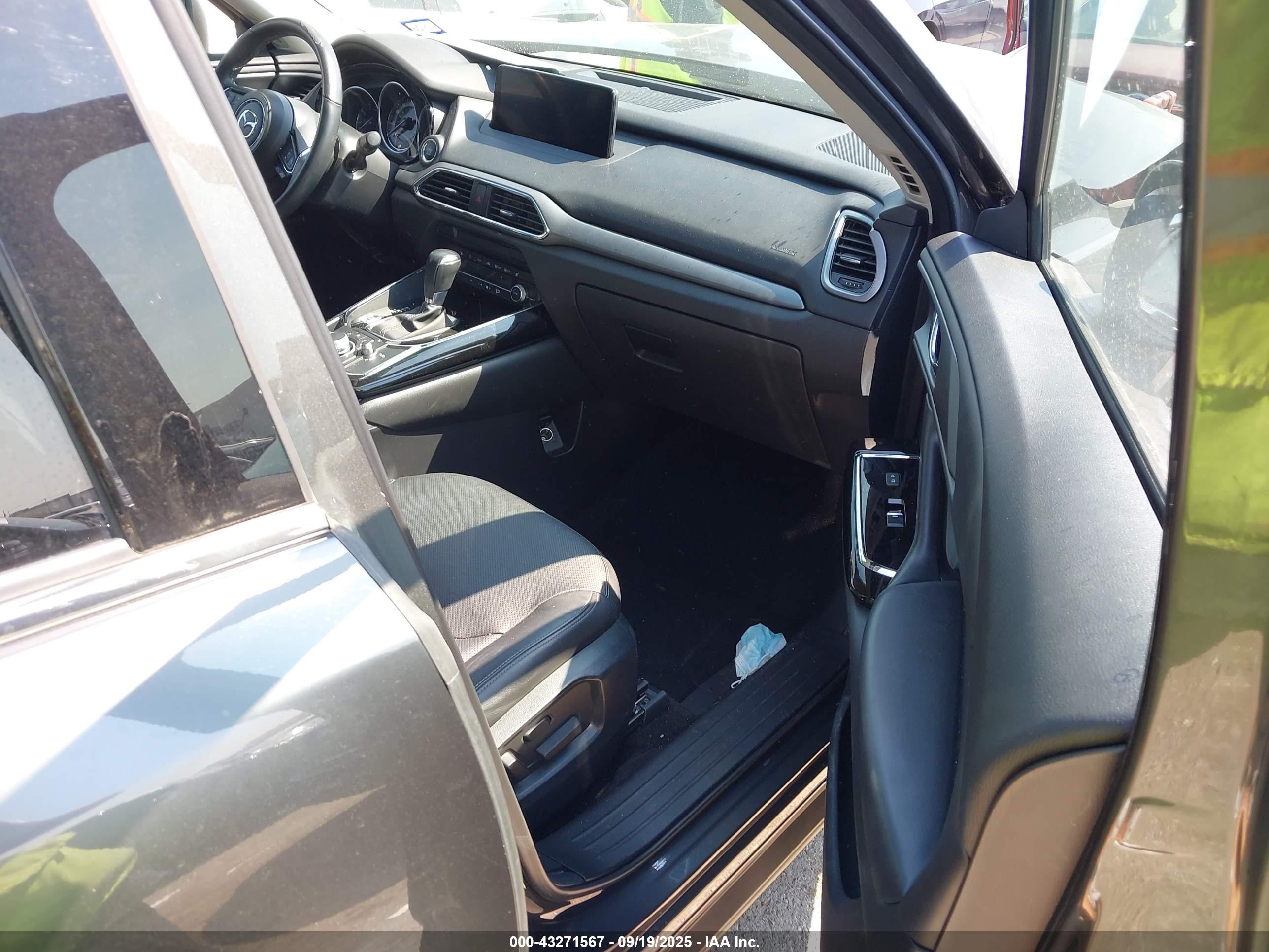 2023 Mazda Cx-9 Touring Gray vin: JM3TCBCY1P0647669